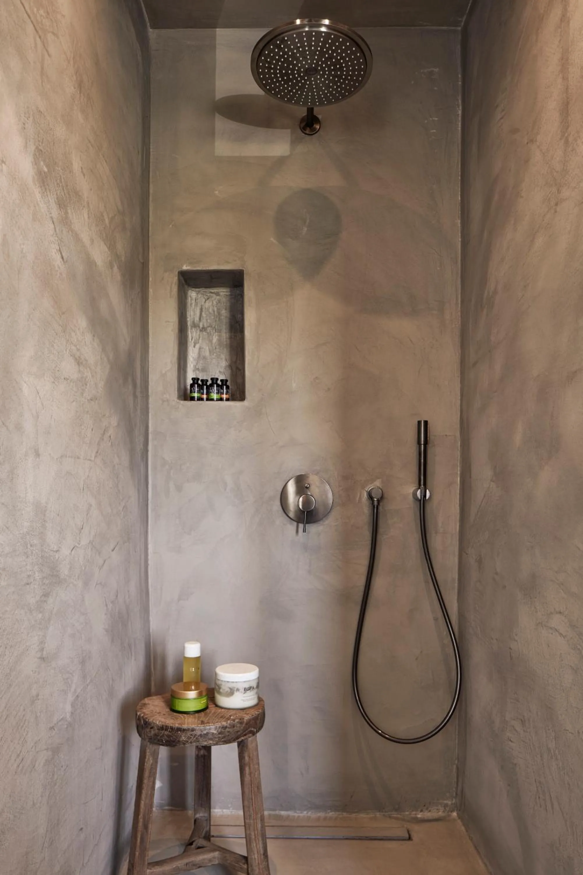 Shower in Naxian Collection - Small Luxury Hotel of the World