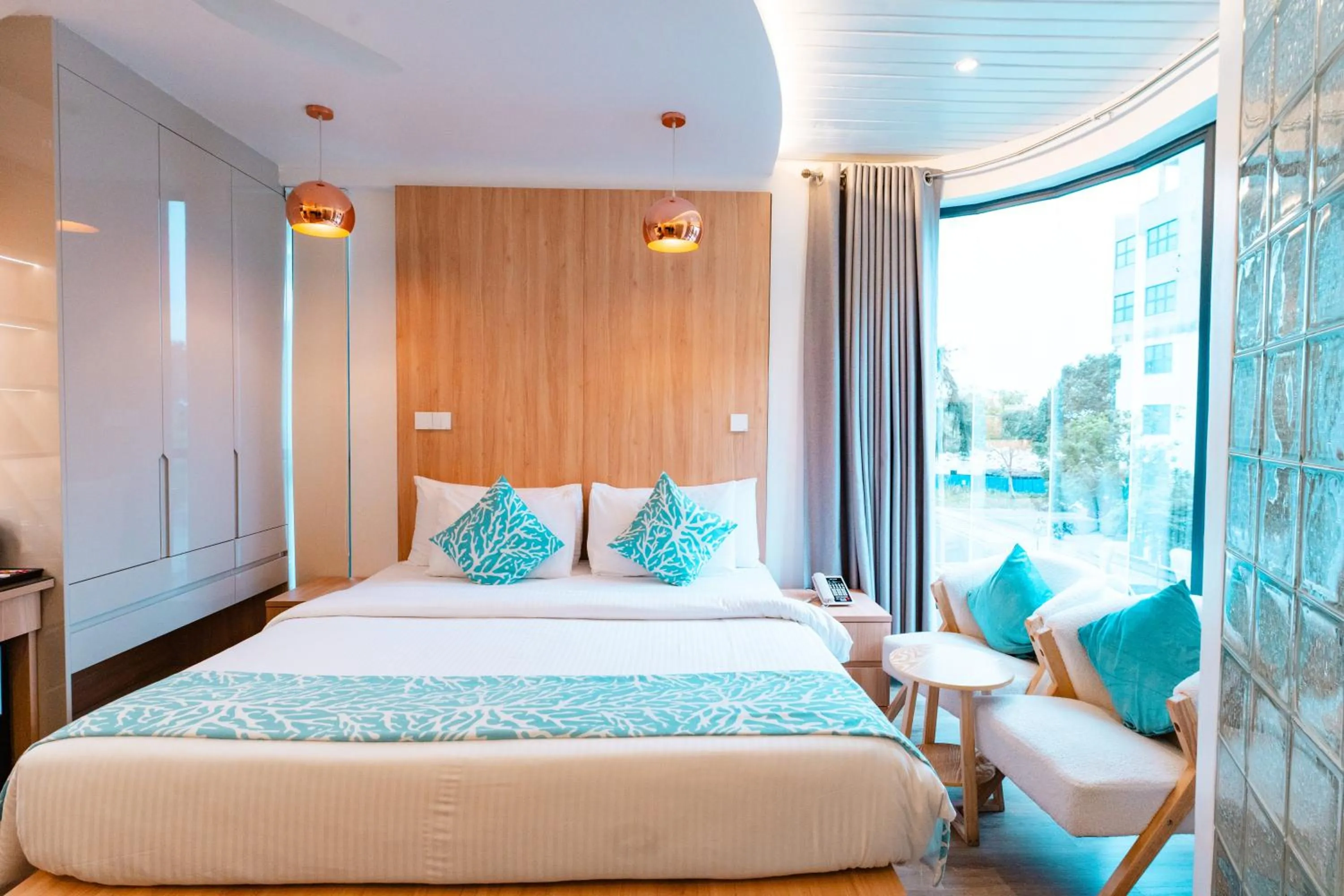 View (from property/room), Bed in Hotel Star Shell