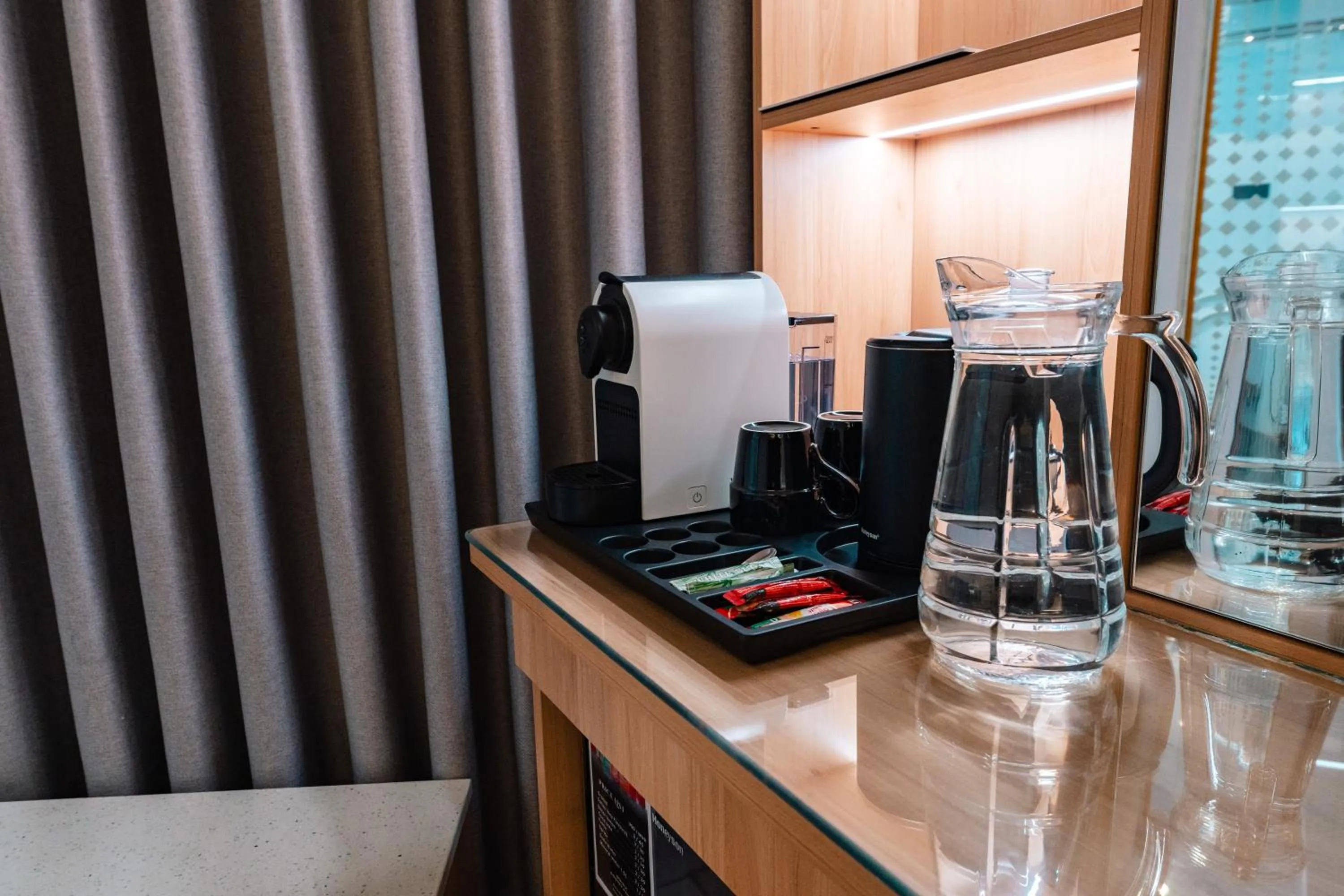 Coffee/tea facilities in Hotel Star Shell