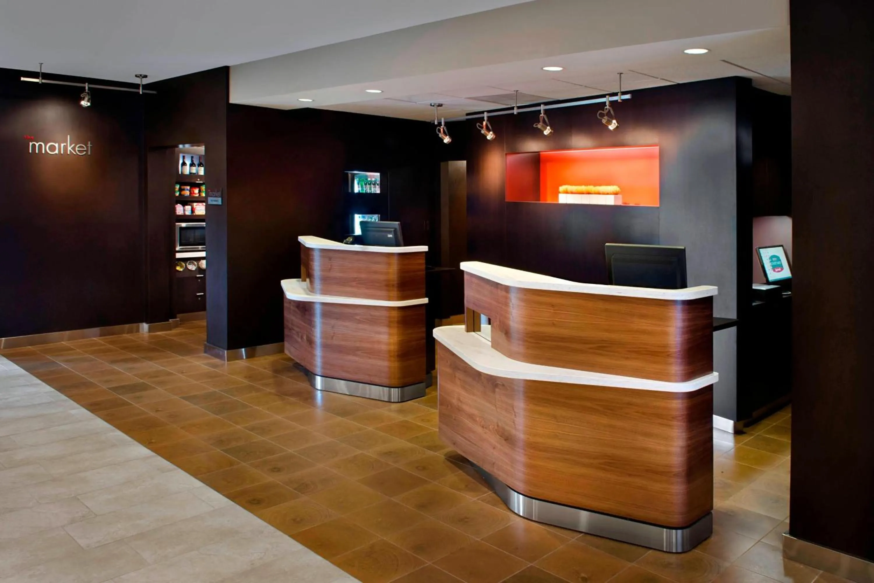 Lobby or reception in Courtyard By Marriott Hartford Windsor Airport