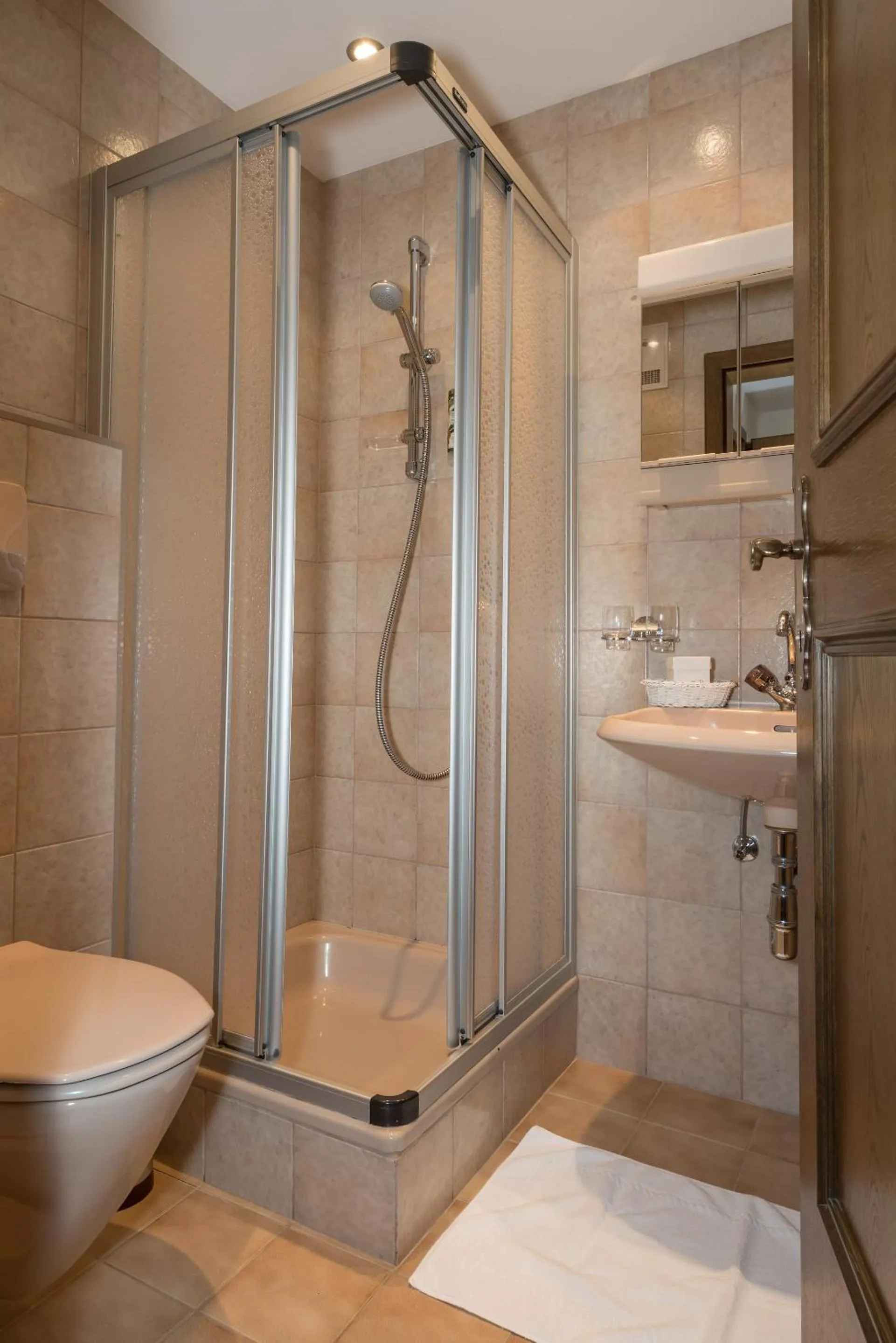 Shower in Tauferberg