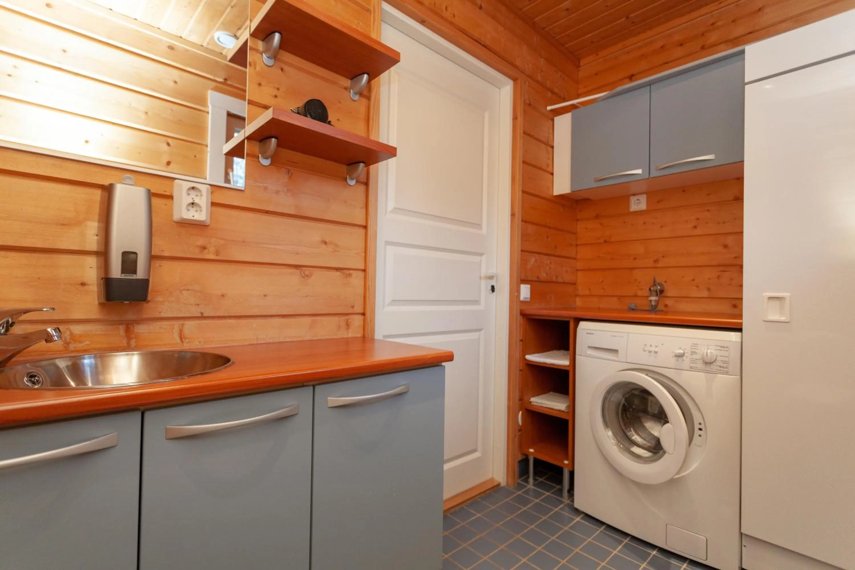 Toilet in Sallatunturin Tuvat