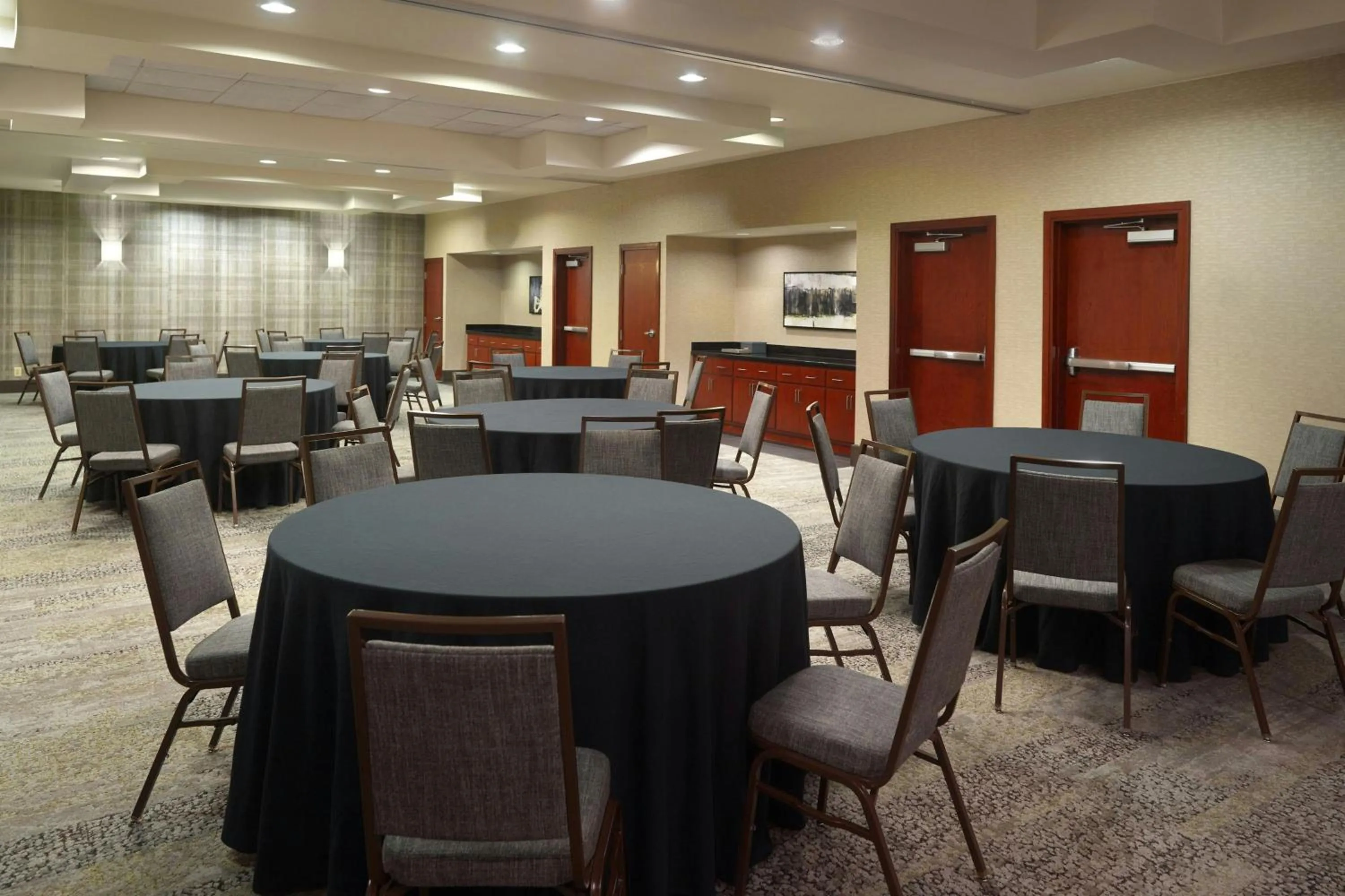 Meeting/conference room in Courtyard by Marriott Birmingham Downtown at UAB