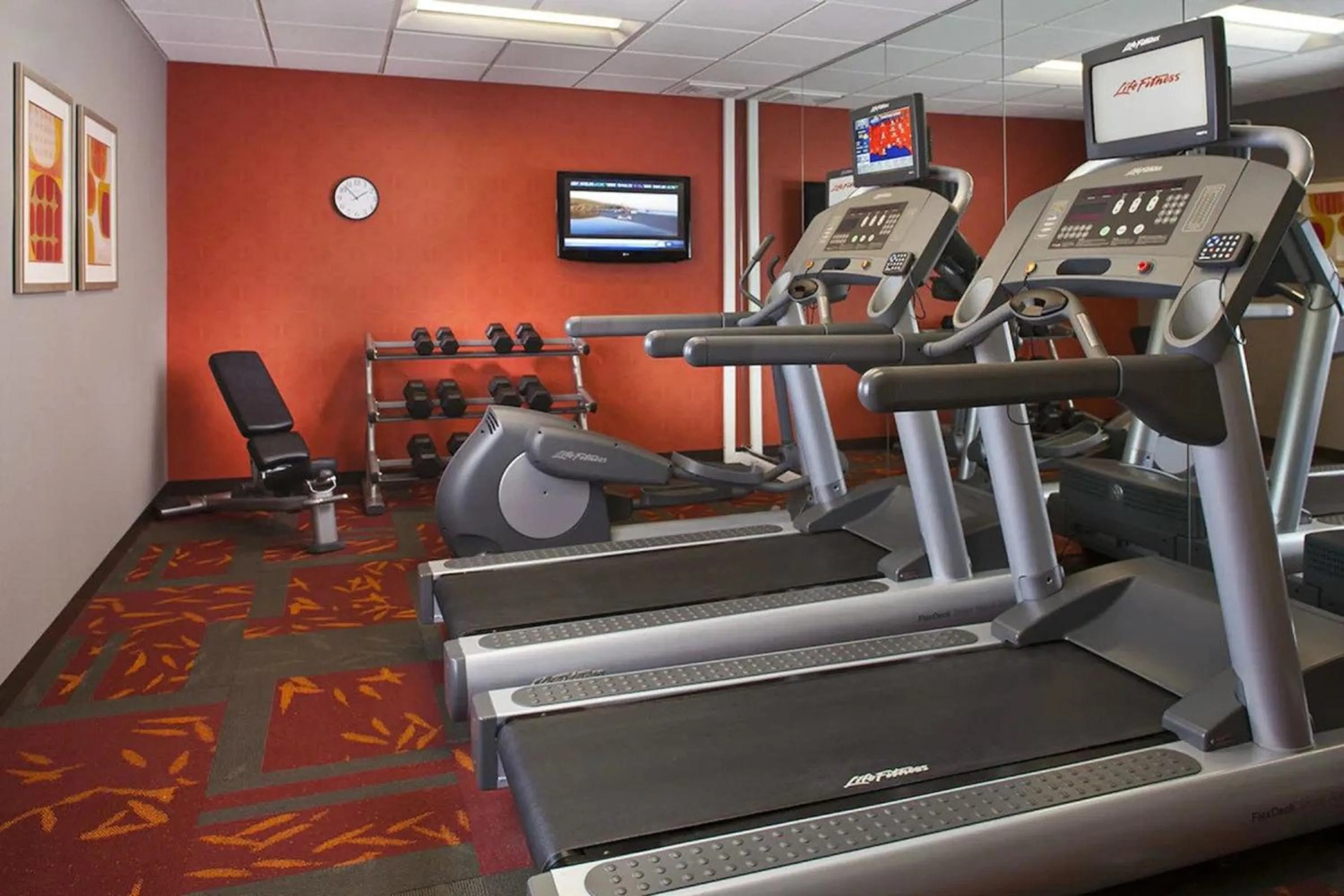 Fitness centre/facilities in Sonesta ES Suites Birmingham Homewood