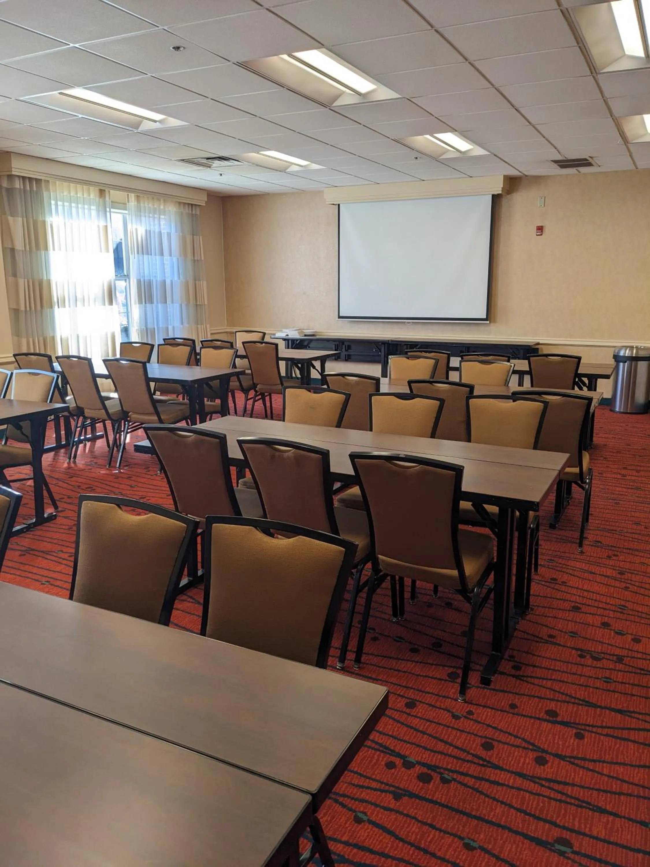 Meeting/conference room in Sonesta ES Suites Birmingham Homewood