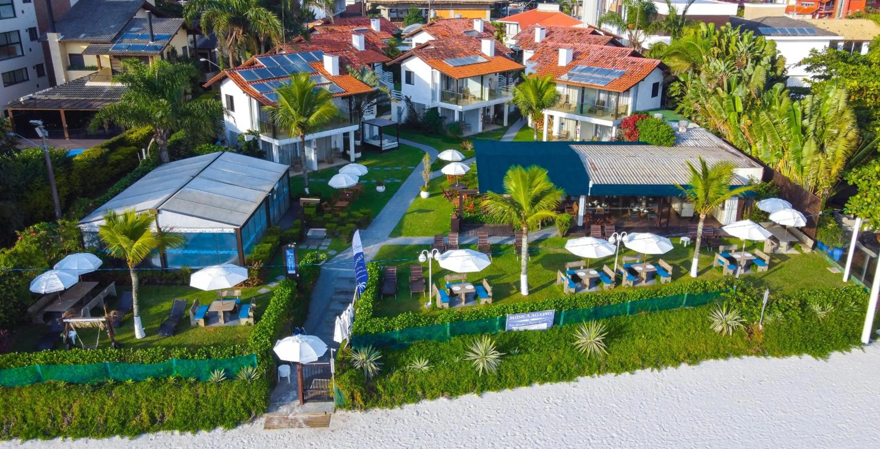 Property building in Hotel Sete Ilhas