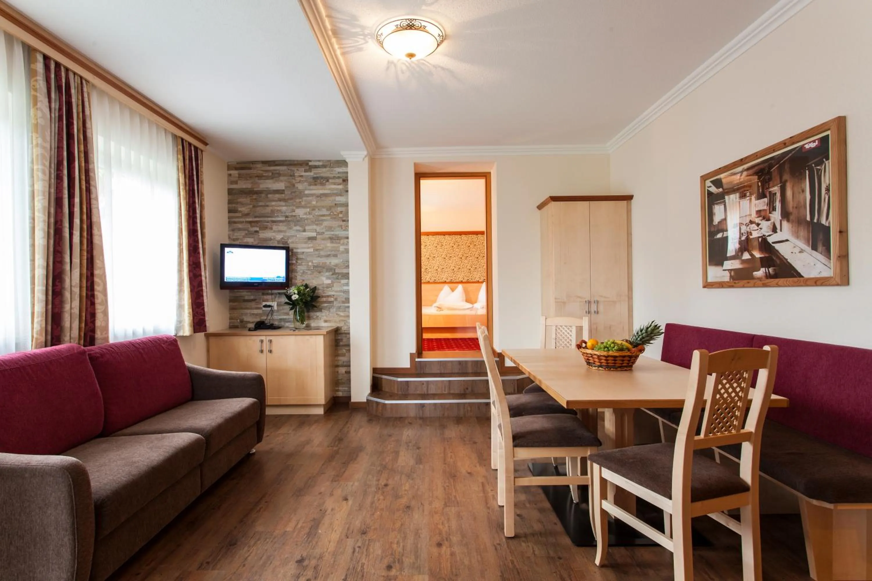 TV and multimedia in ALPENAPART LADIS ehemals Alpenapart Alexander