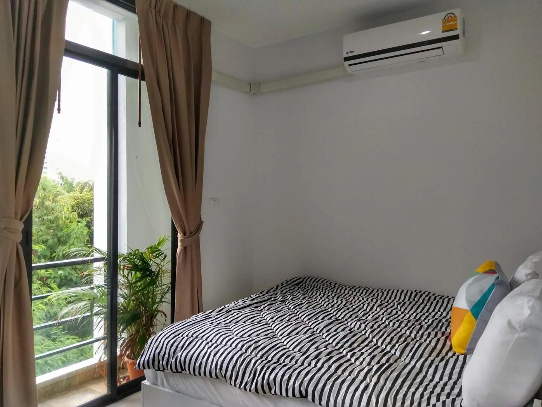 Balcony/Terrace, Bed in Baan der Bruyn SHA