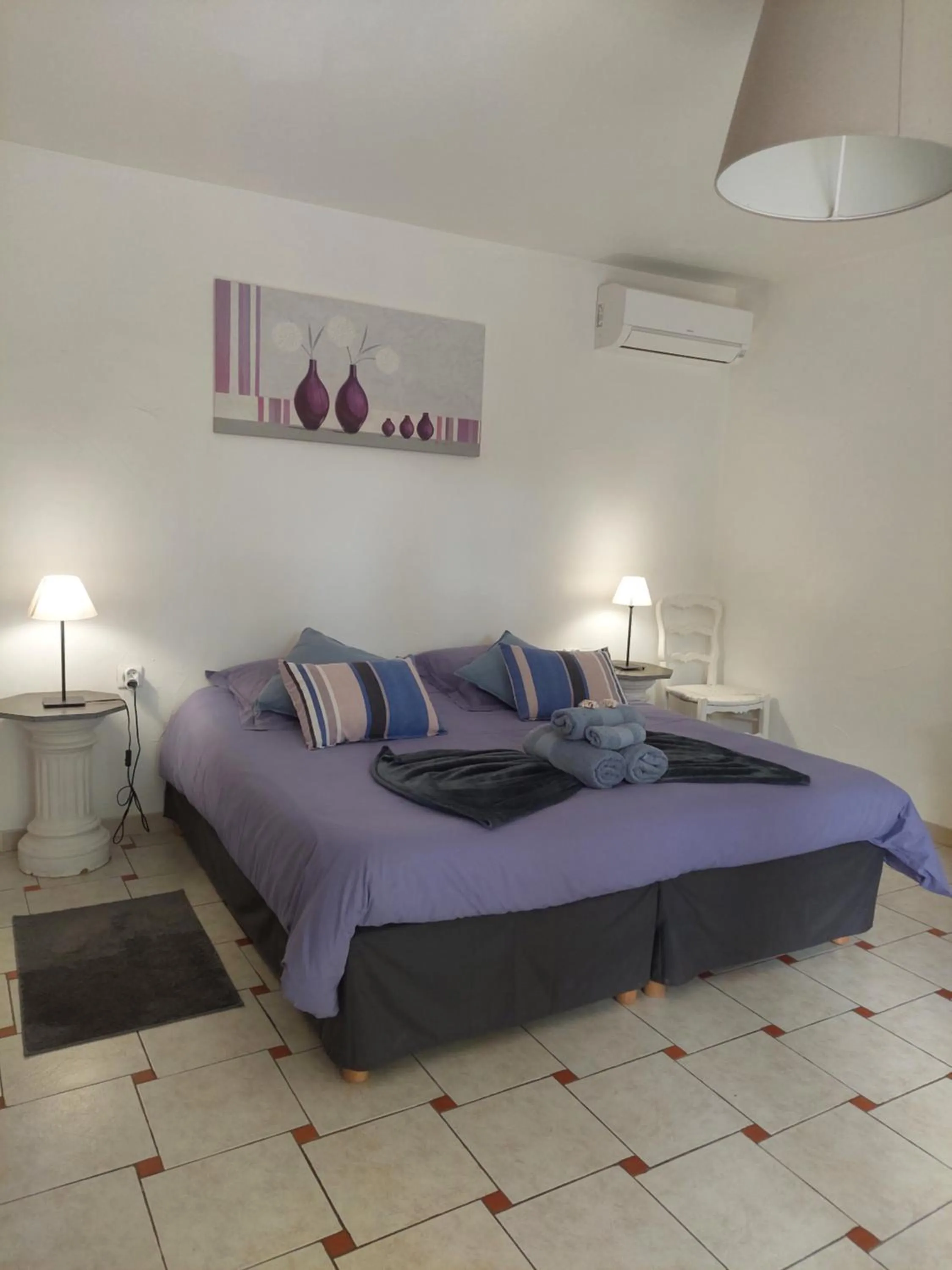 Bed in Mas des Cigognes