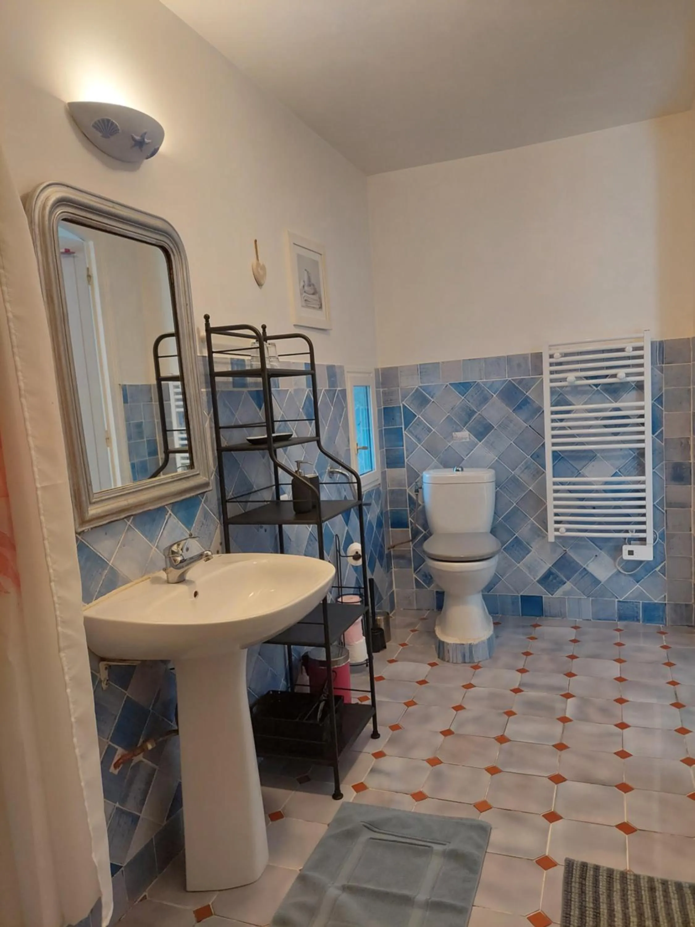 Toilet in Mas des Cigognes