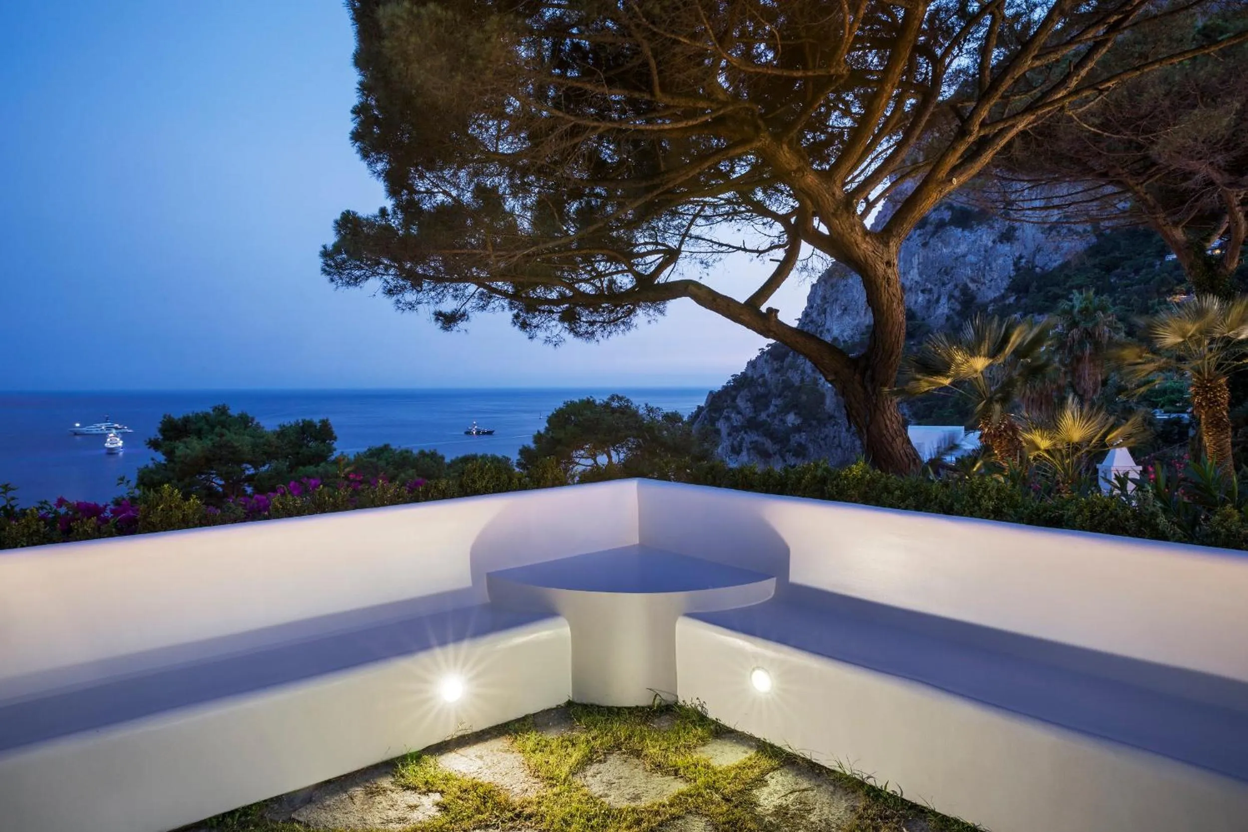 Garden in LHP Suite Capri Villa La Giara