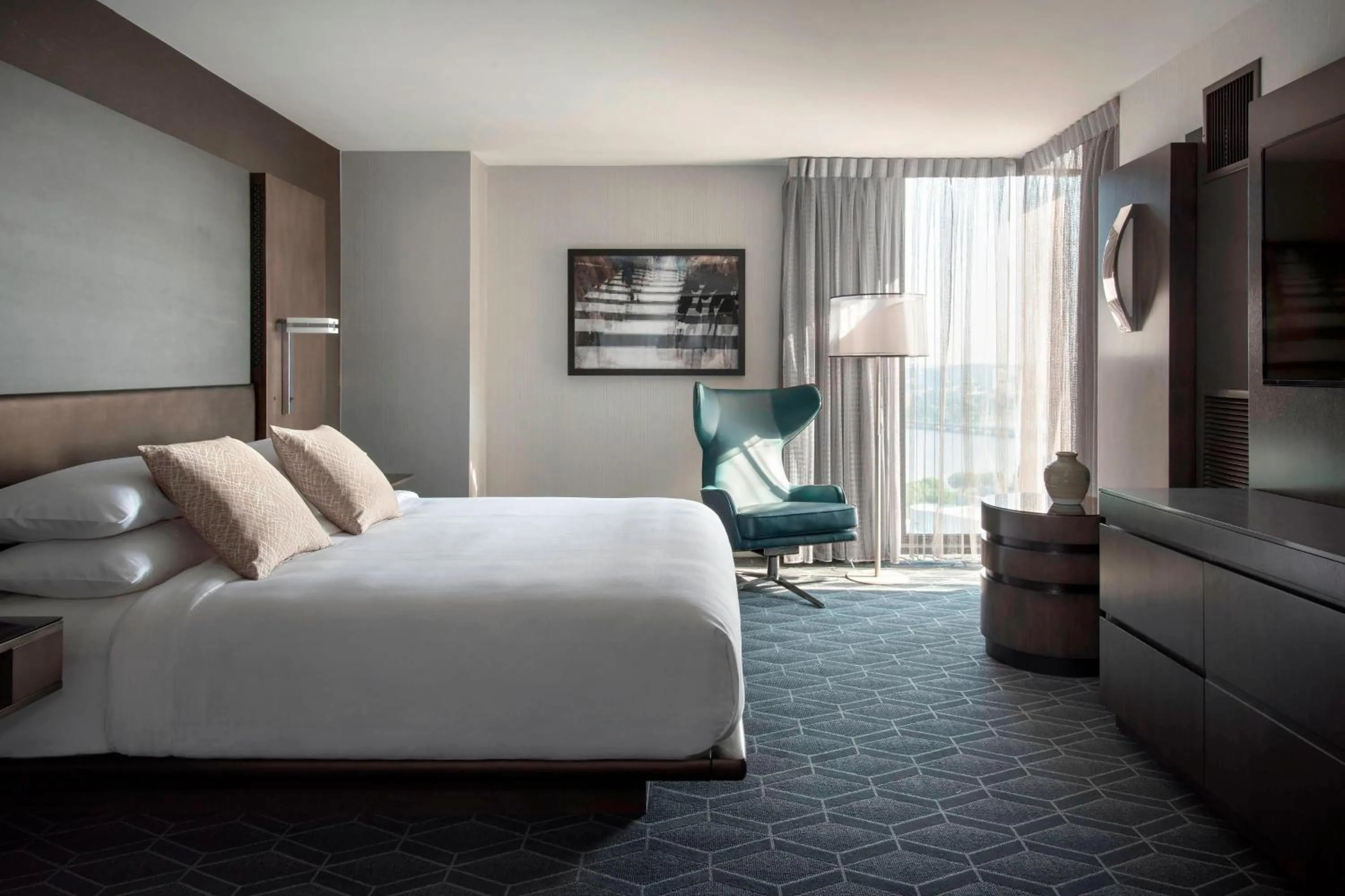 Bedroom, Bed in Boston Marriott Cambridge