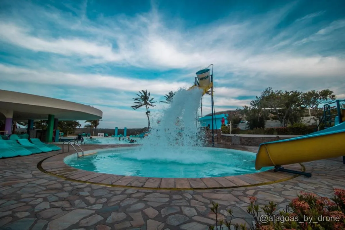 Swimming pool in Xingó Parque Hotel