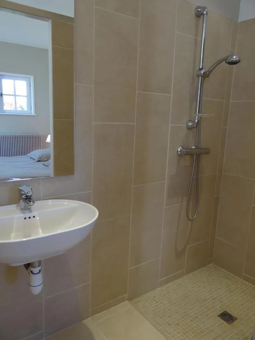 Shower in Chambre d'hotes de la Vallee