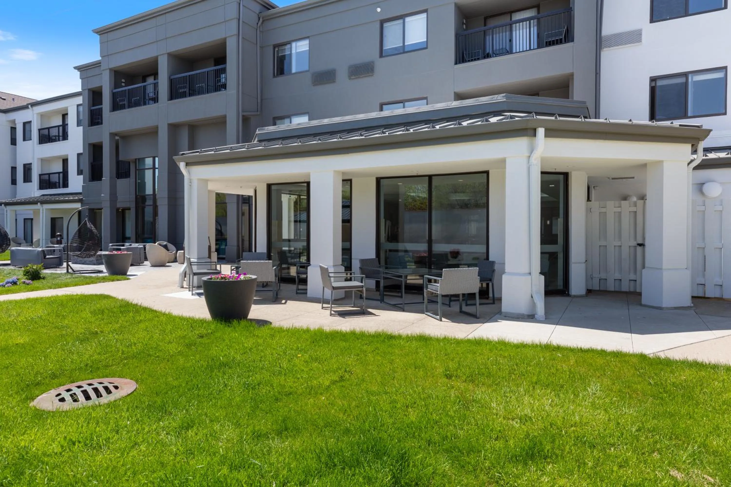 Property building in Best Western Plus Elgin - Chicago