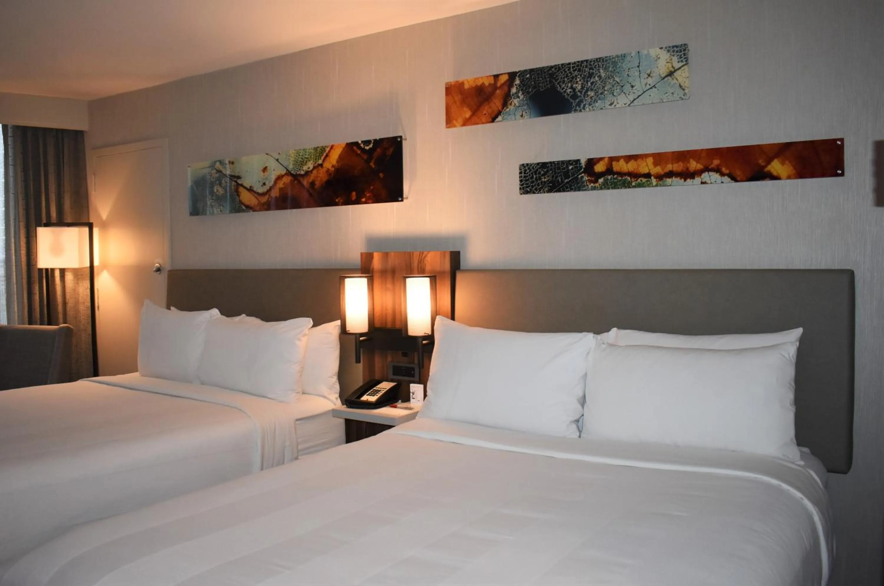 Bed in Chicago Marriott Oak Brook