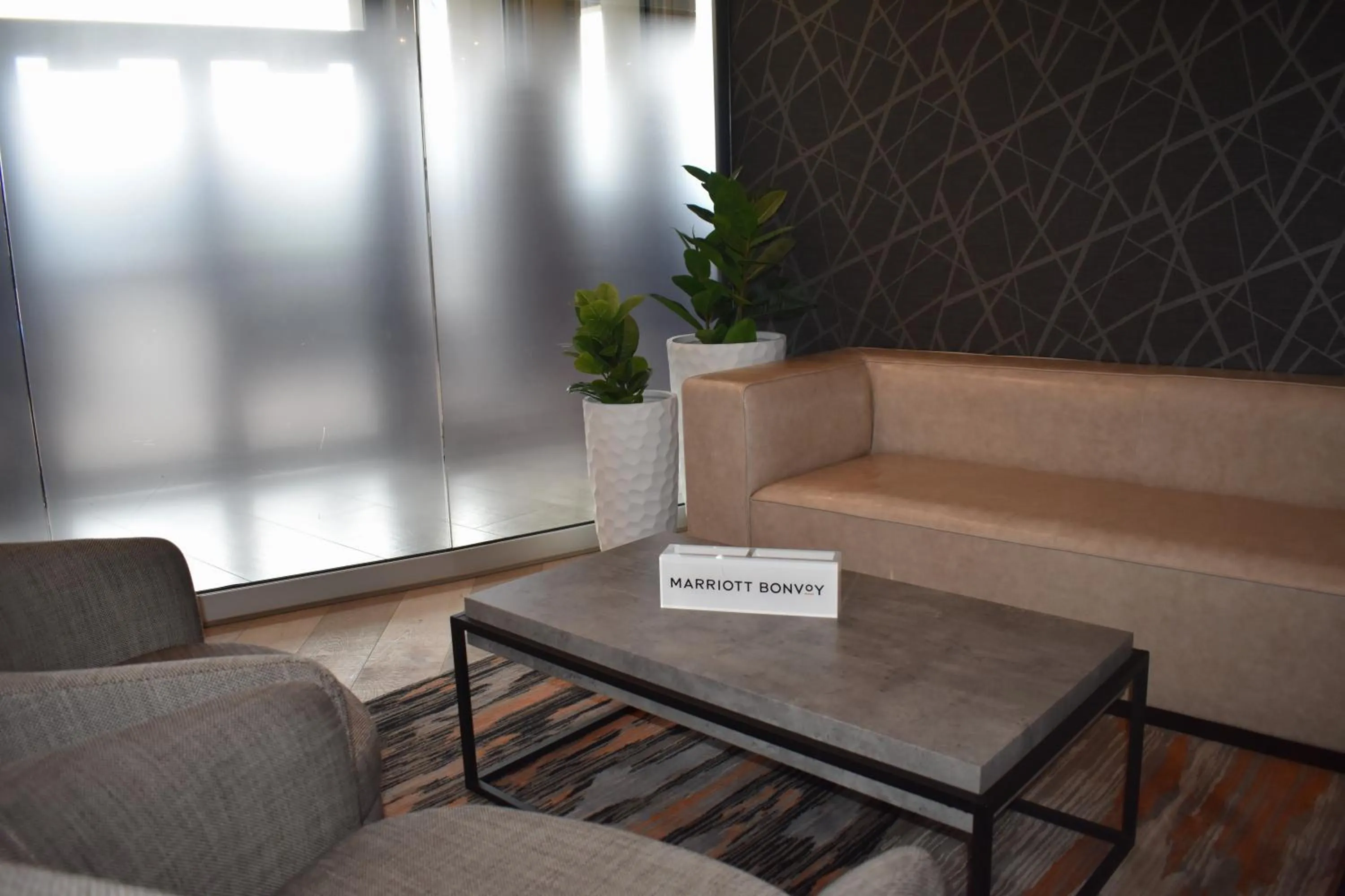 Seating area in Chicago Marriott Oak Brook