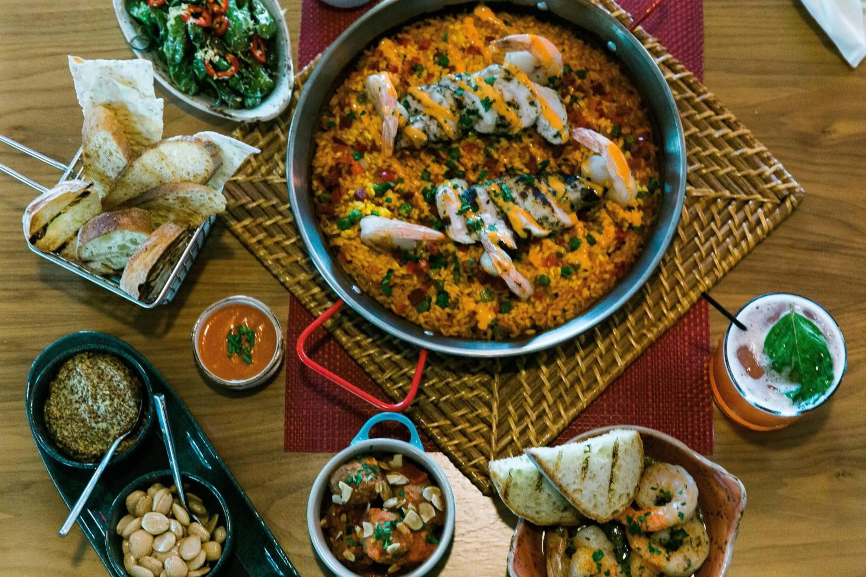 Restaurant/places to eat in Le Méridien Chicago - Oakbrook Center