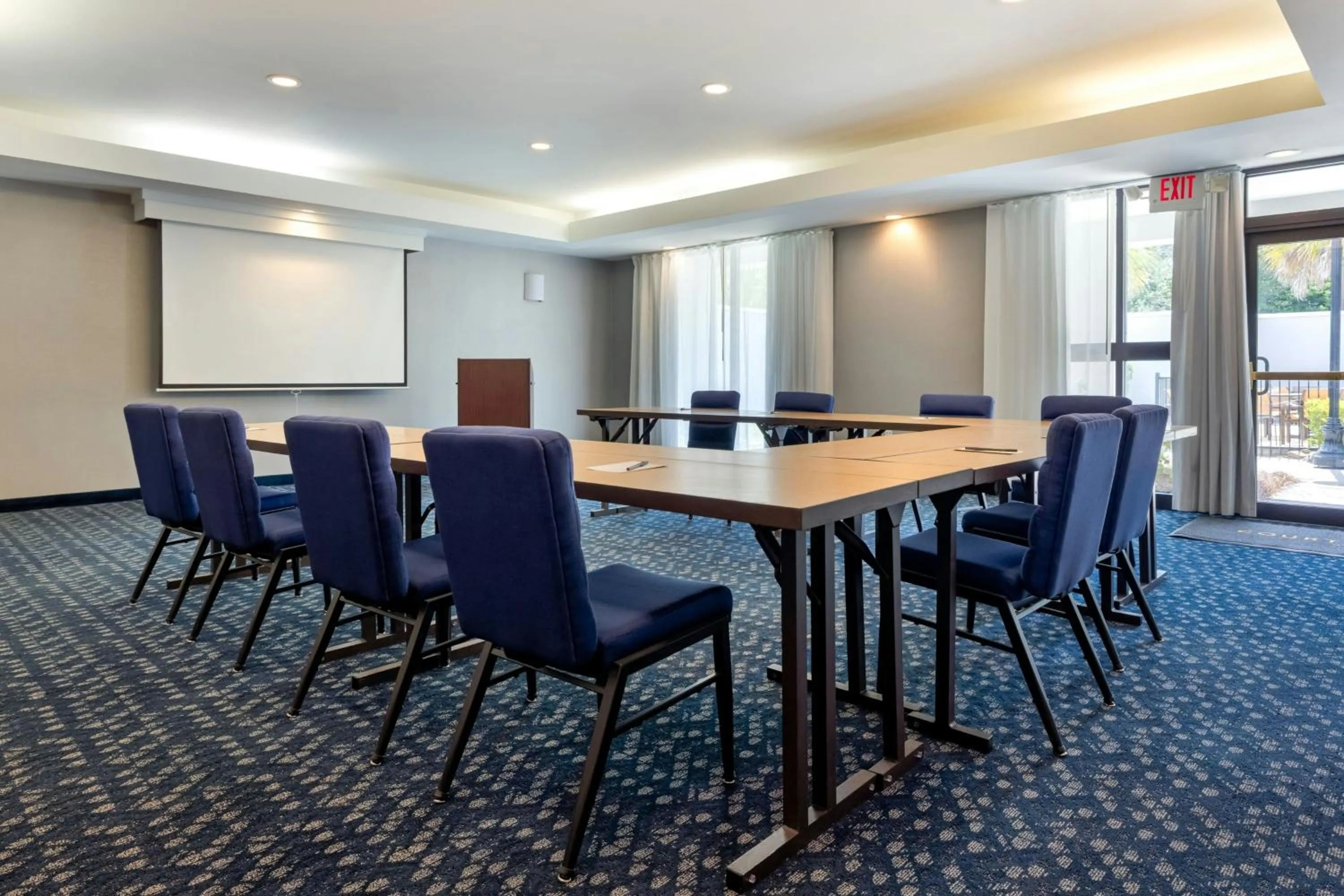 Meeting/conference room in Courtyard by Marriott North Charleston Airport Coliseum