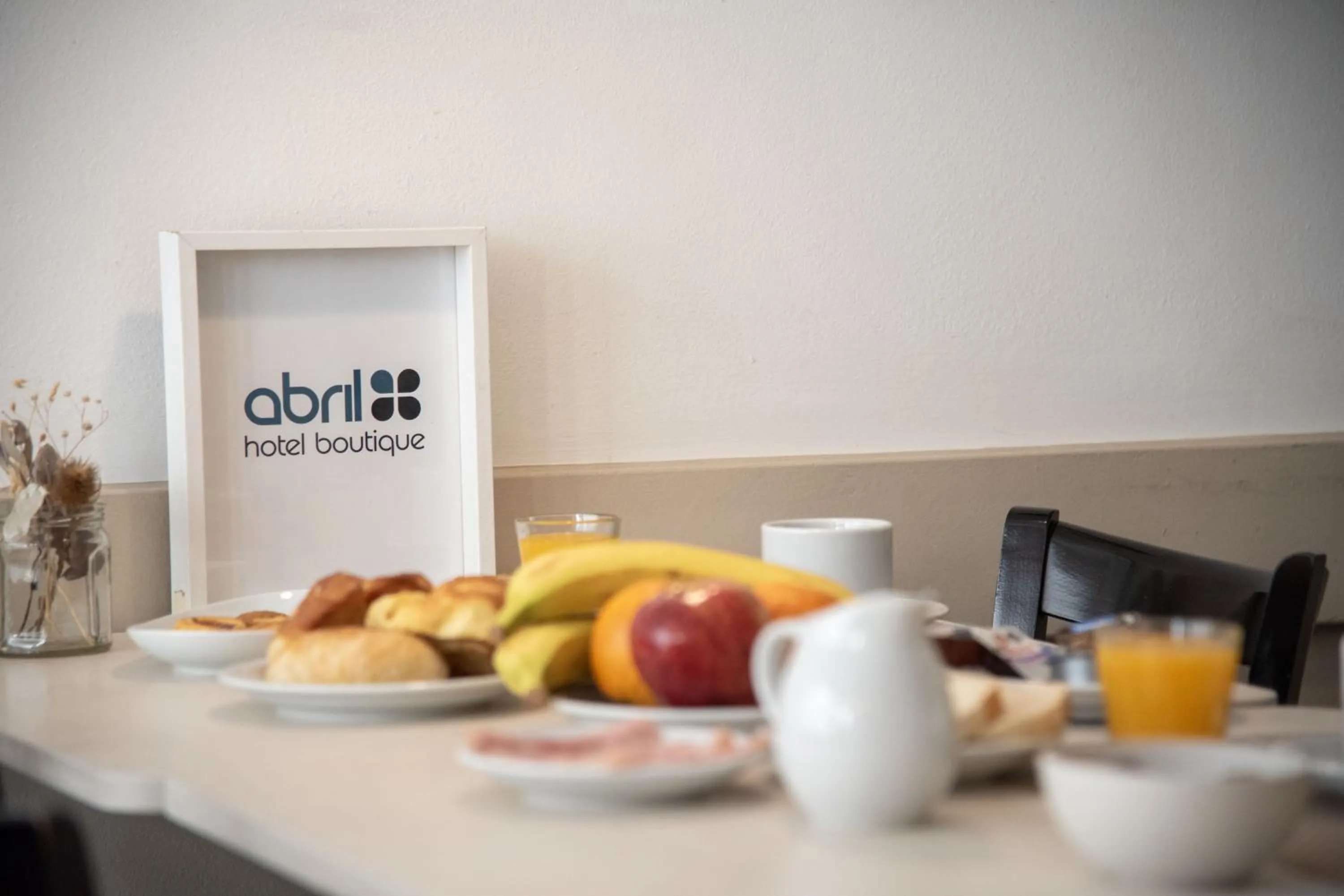 Buffet breakfast in Abril Hotel Boutique