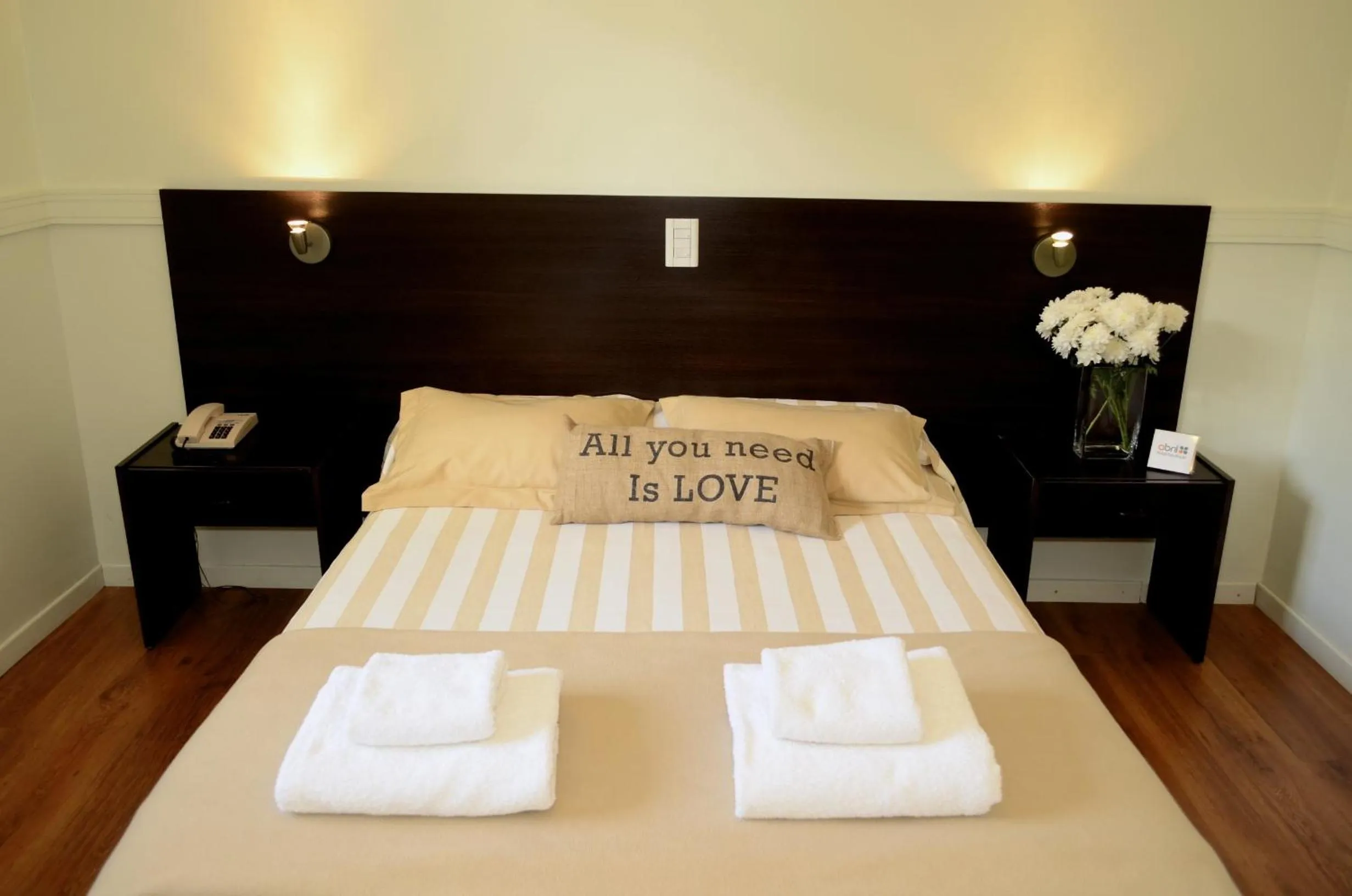 Bedroom, Bed in Abril Hotel Boutique