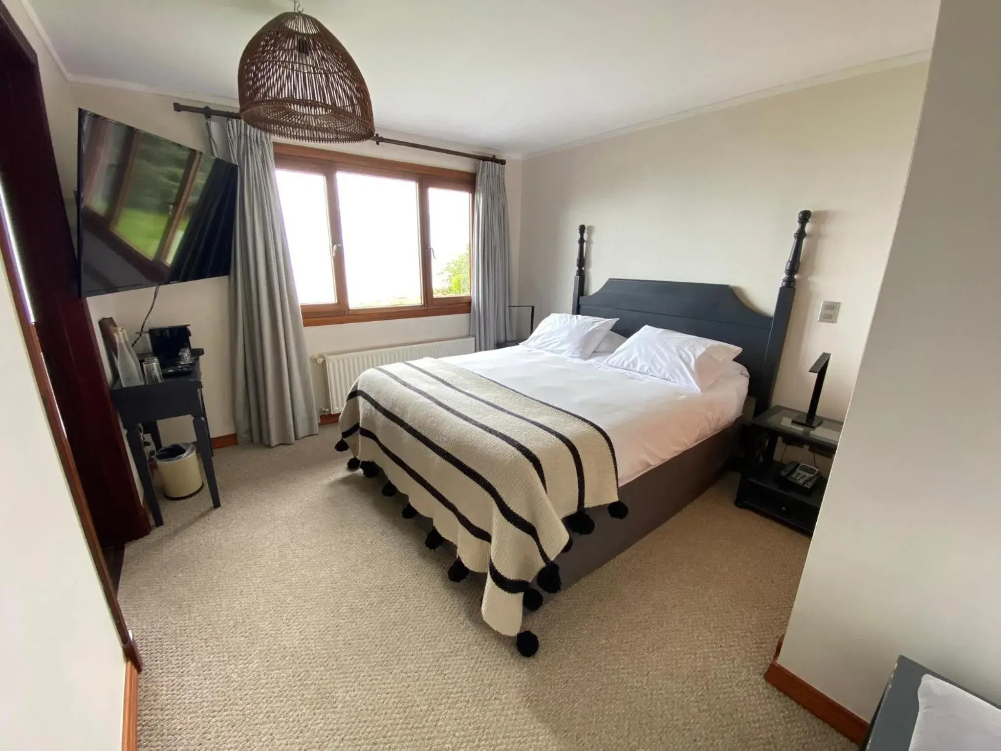 Double Room with Lake View in Casa Molino Hotel Boutique & Restaurant Puerto Varas Double Room with Lake View in Casa Molino Hotel Boutique & Restaurant Puerto Varas