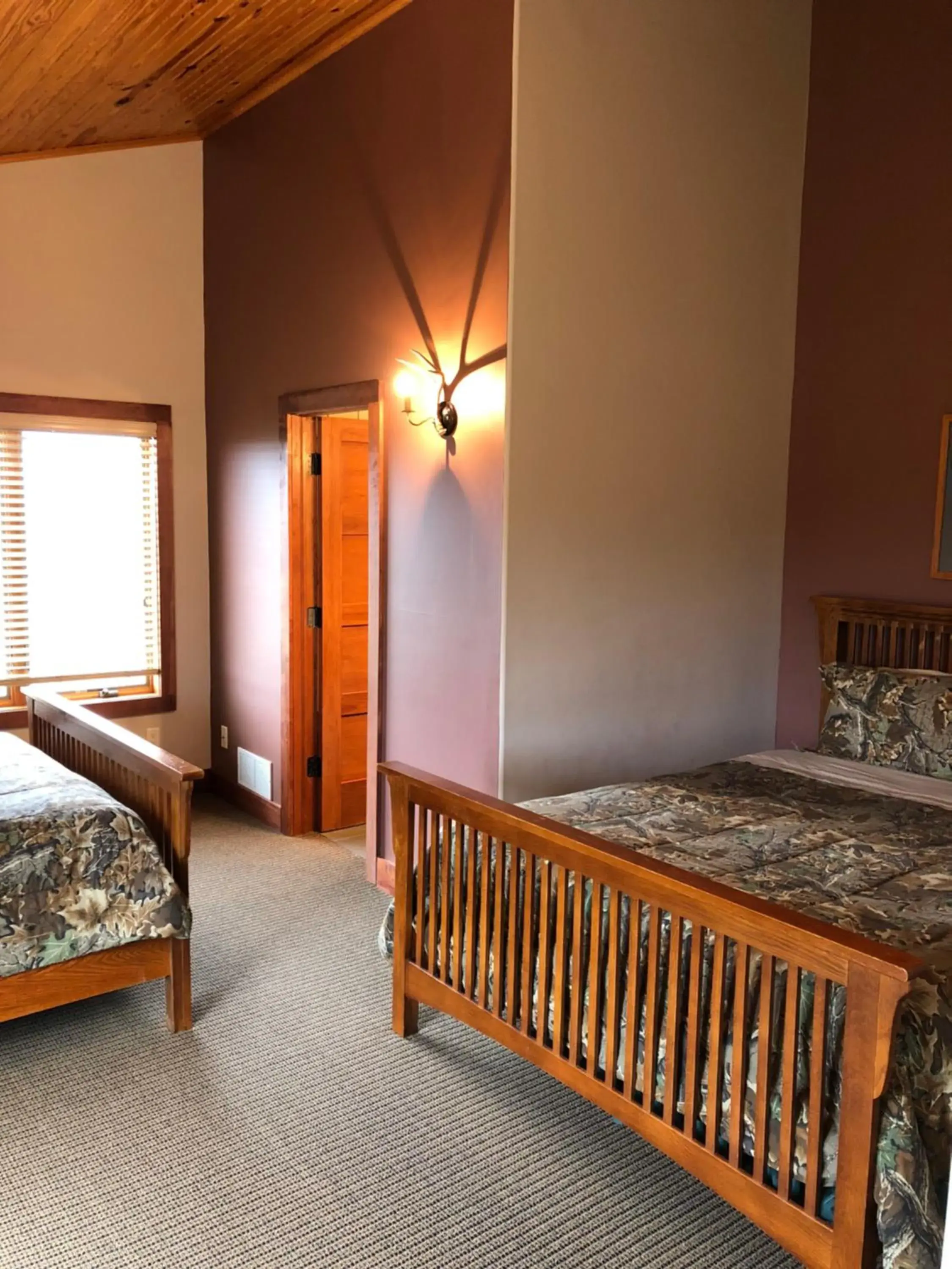 Quadruple Room with Bathroom in ReWild Ranch LLC Quadruple Room with Bathroom in ReWild Ranch LLC