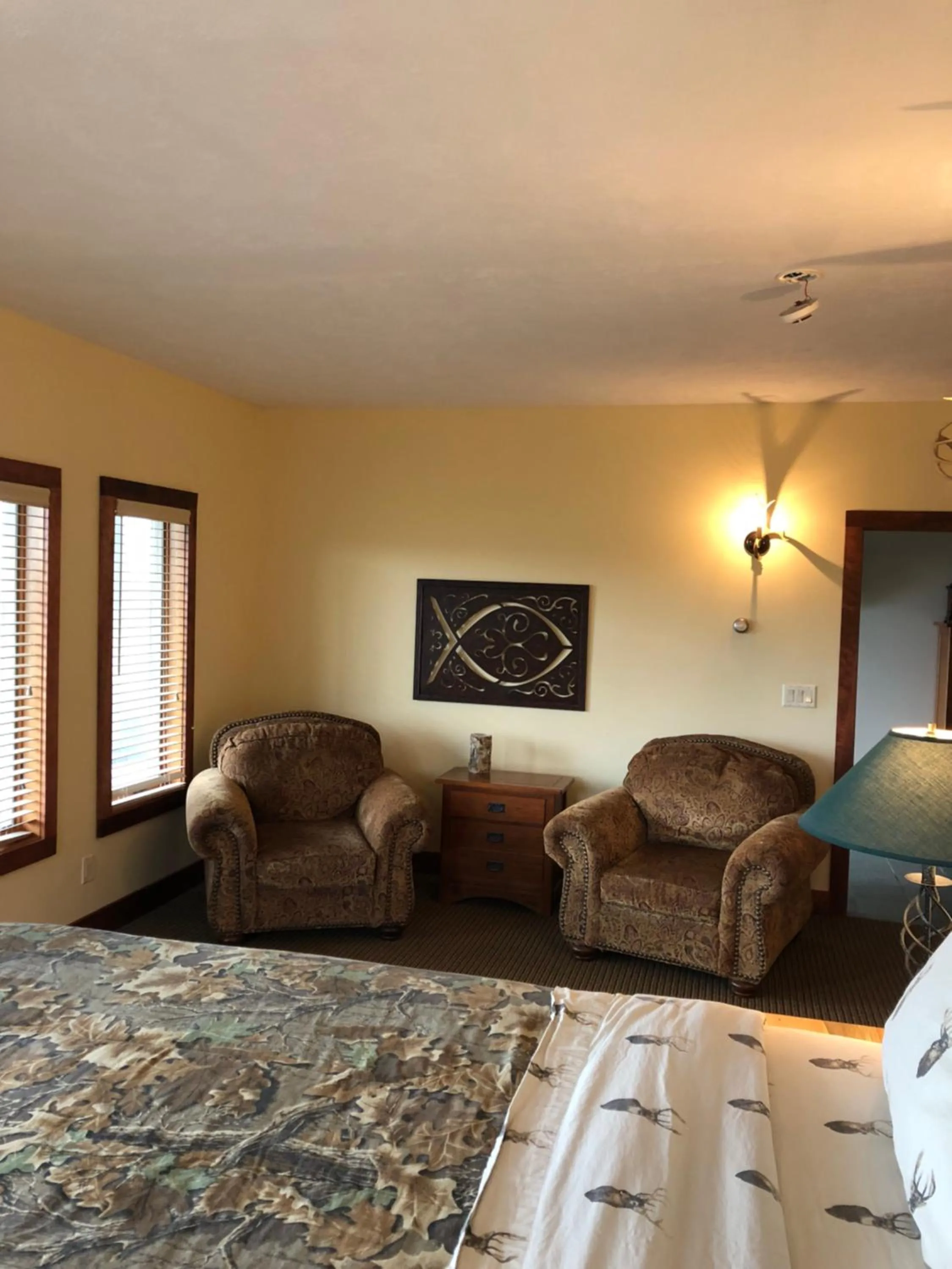 Seating area, Bed in ReWild Ranch LLC