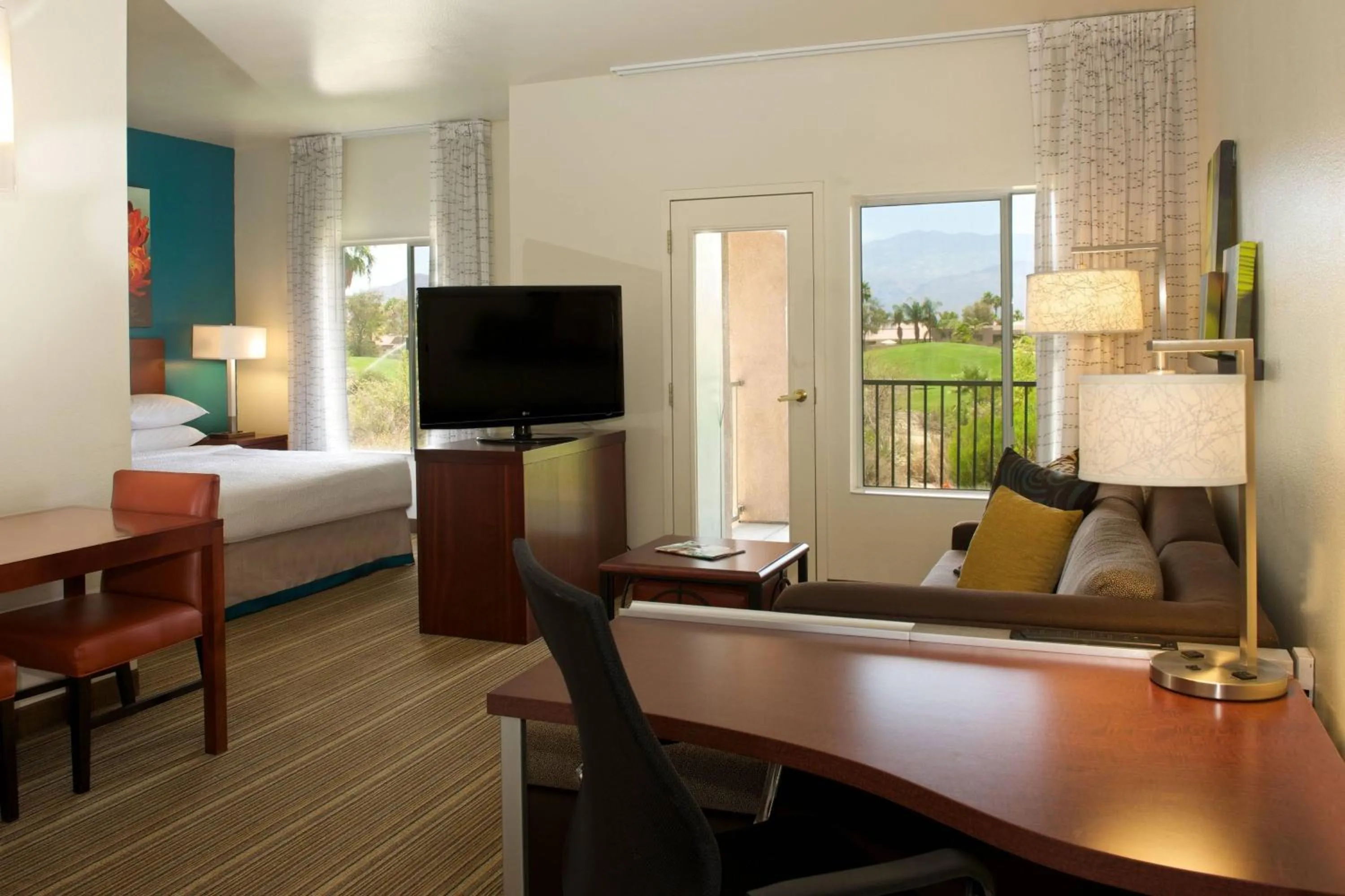 Bedroom, Bed in Residence Inn Palm Desert