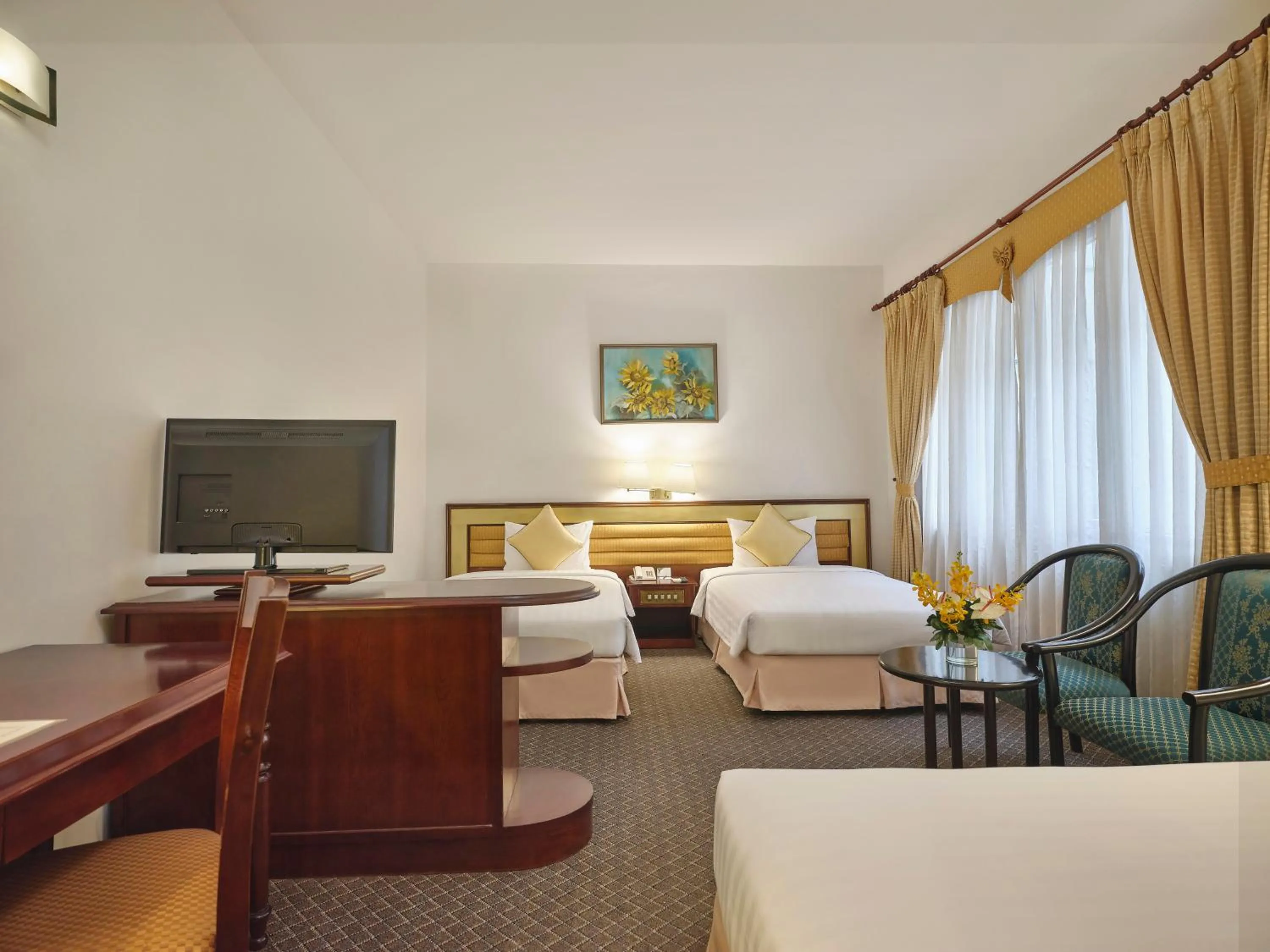 Bedroom, Bed in Bong Sen Hotel Saigon