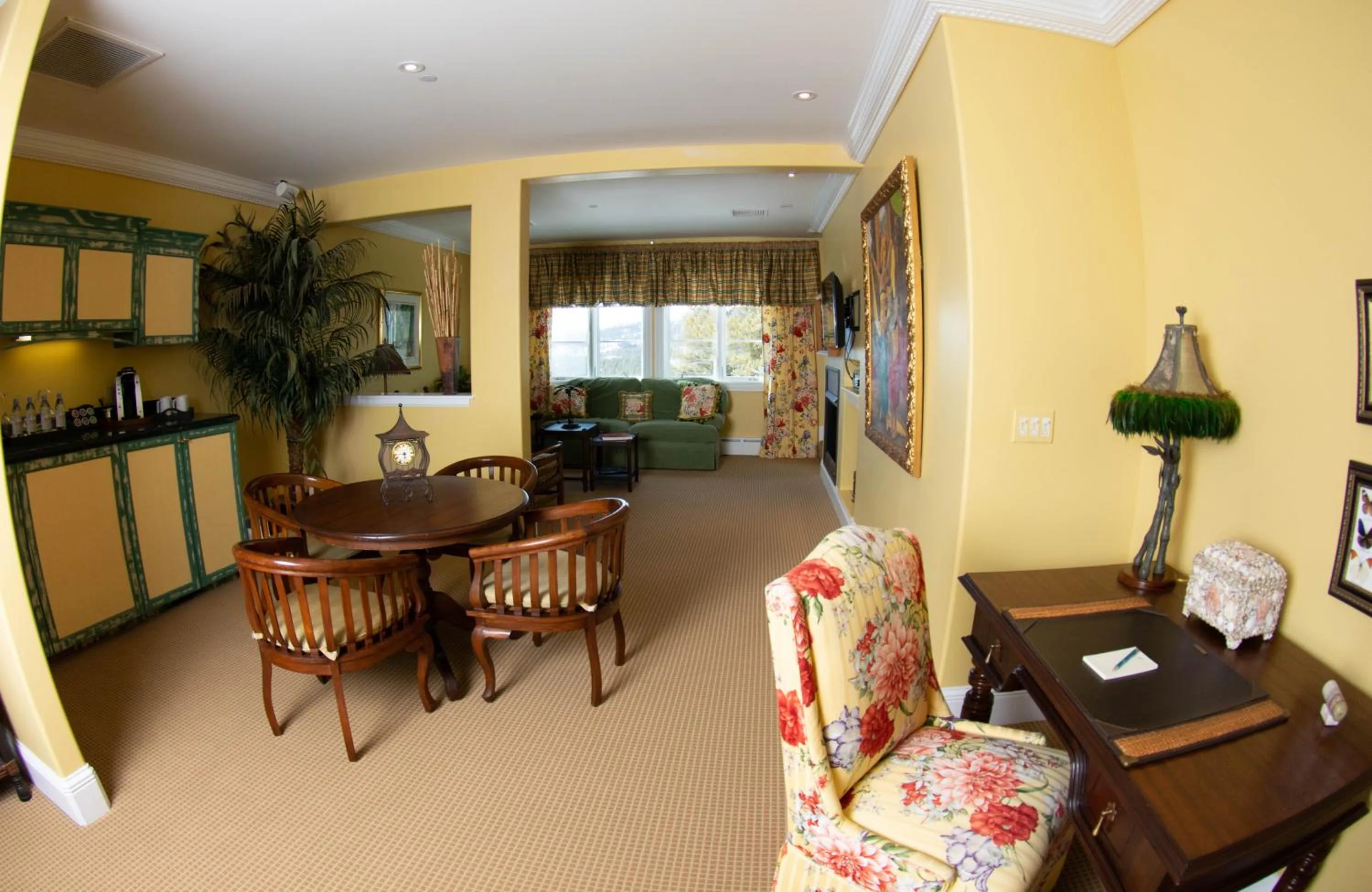 The Guest House at Keyah Grande