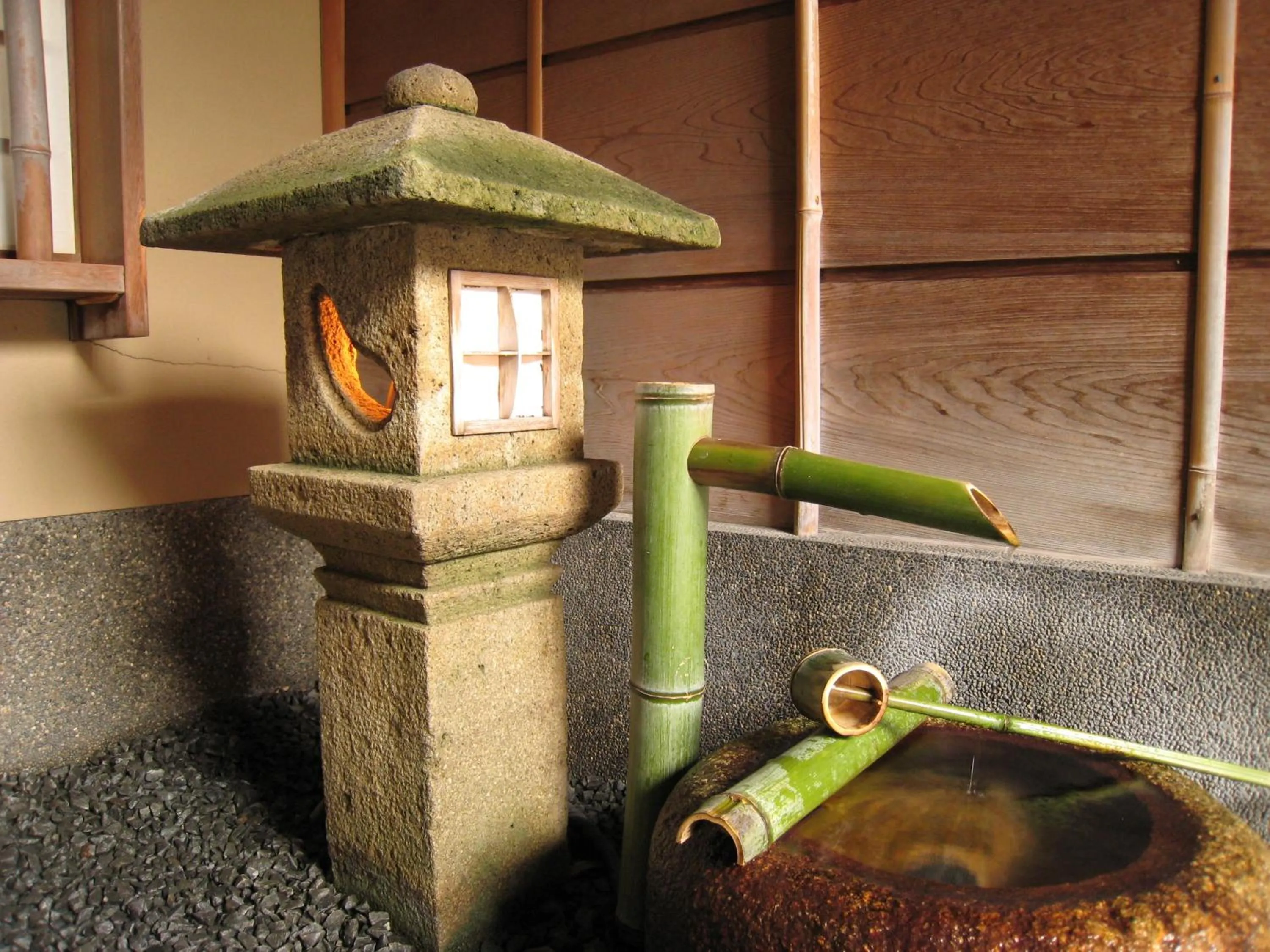 Decorative detail in Kyoto Ryokan SAKANOUE