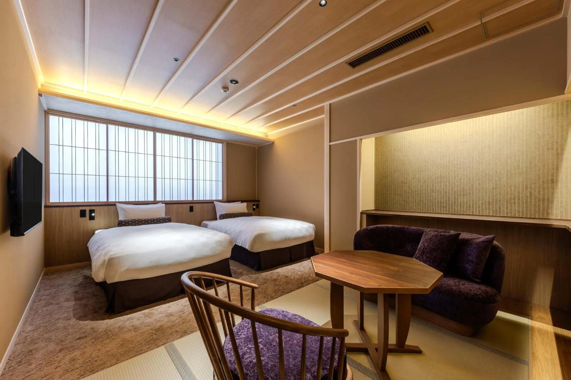 Photo of the whole room, Bed in Kyoto Ryokan SAKANOUE