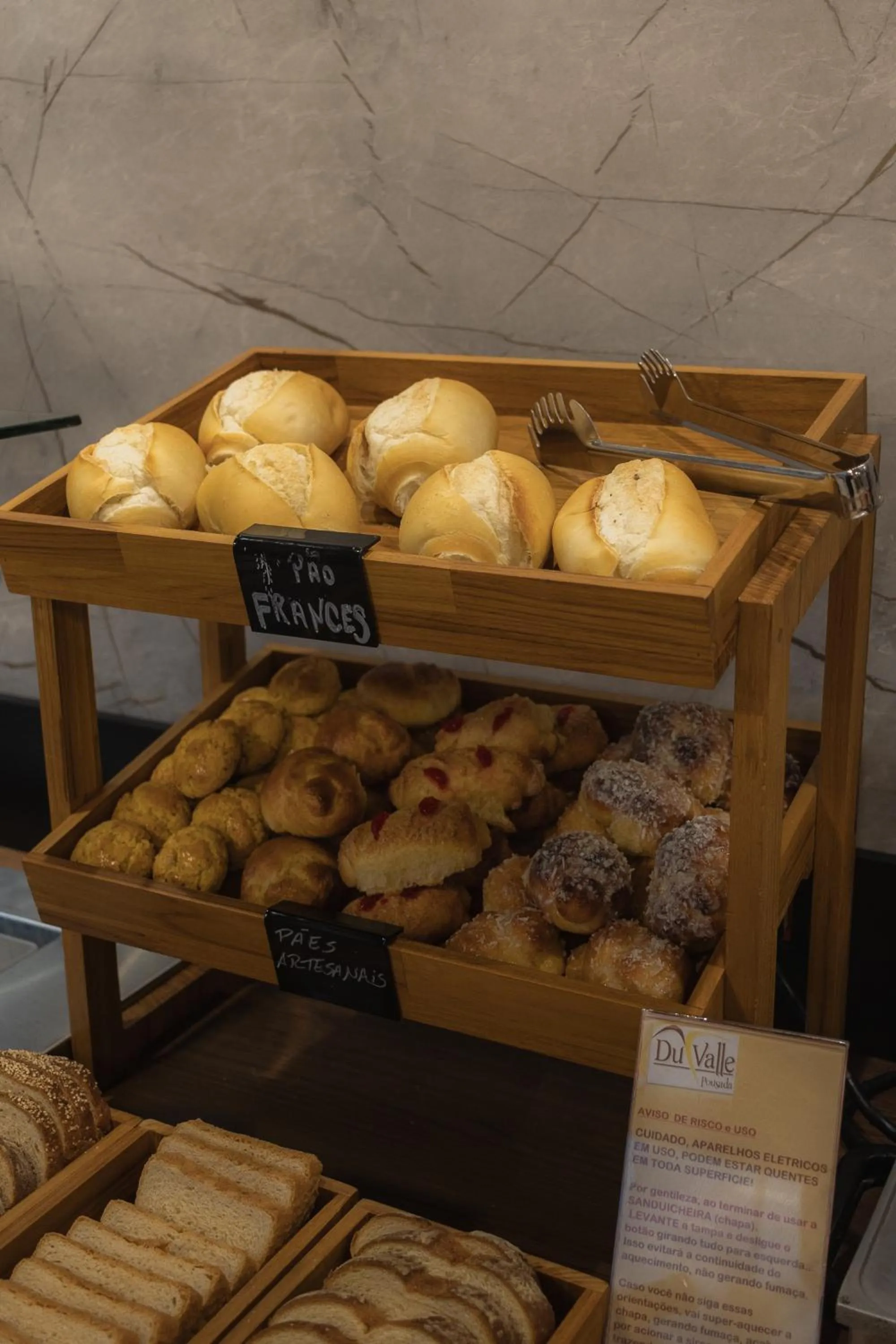 Breakfast in Pousada Du Valle