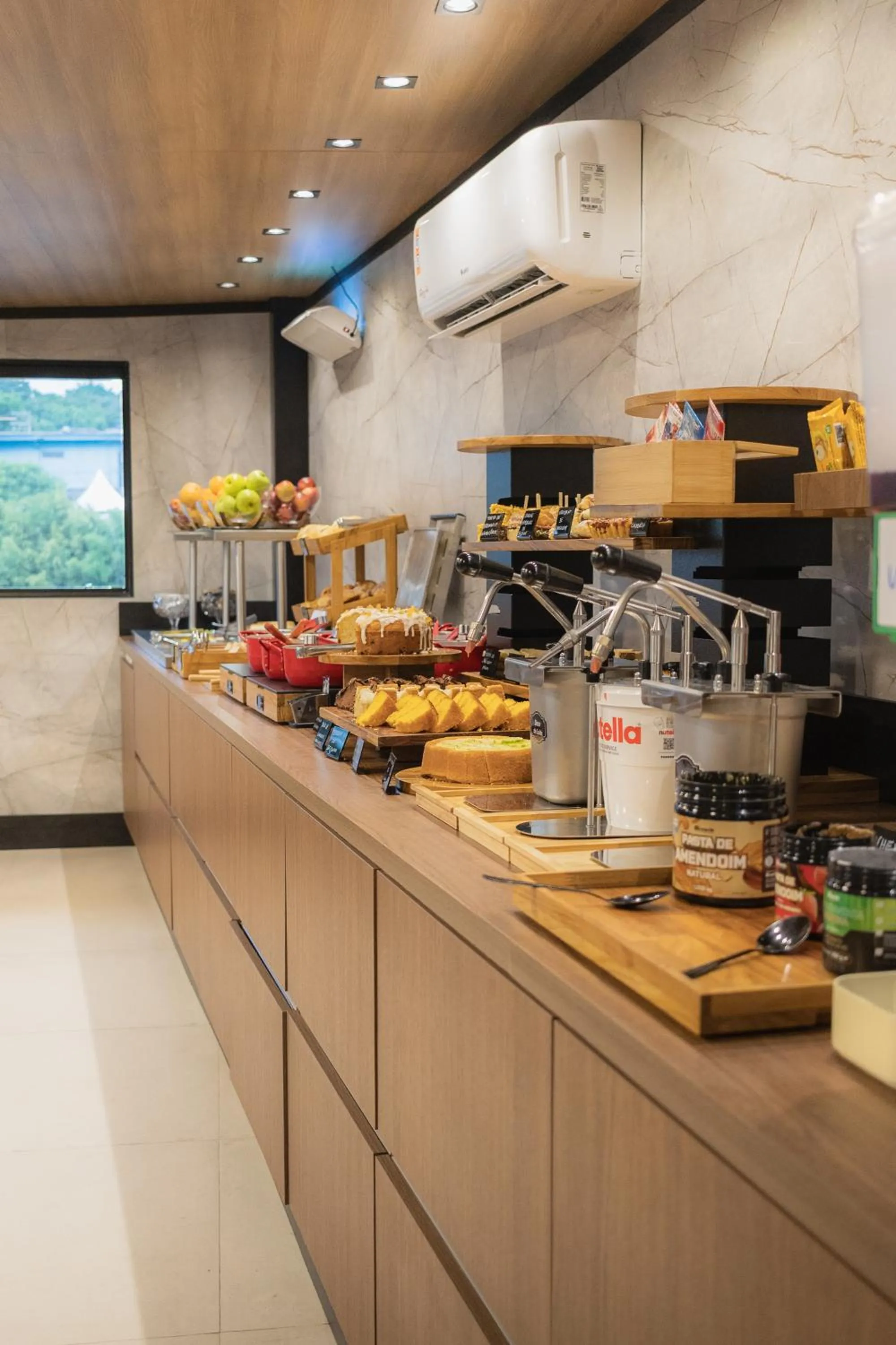 Breakfast in Pousada Du Valle