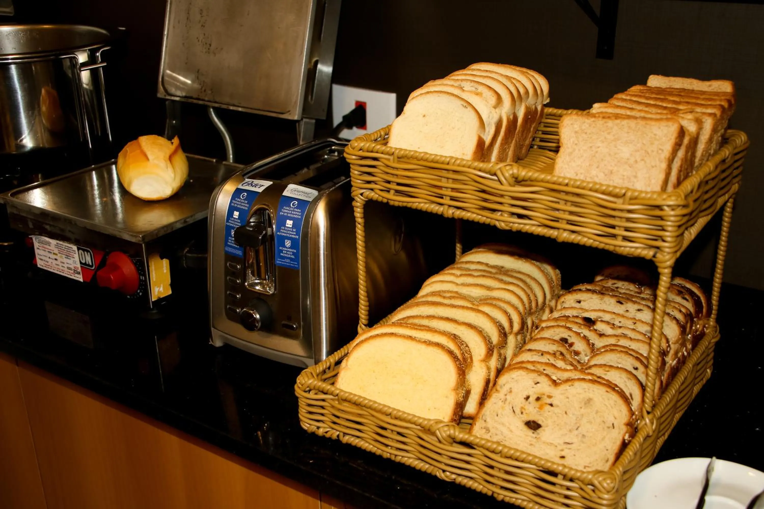 Breakfast in Pousada Du Valle