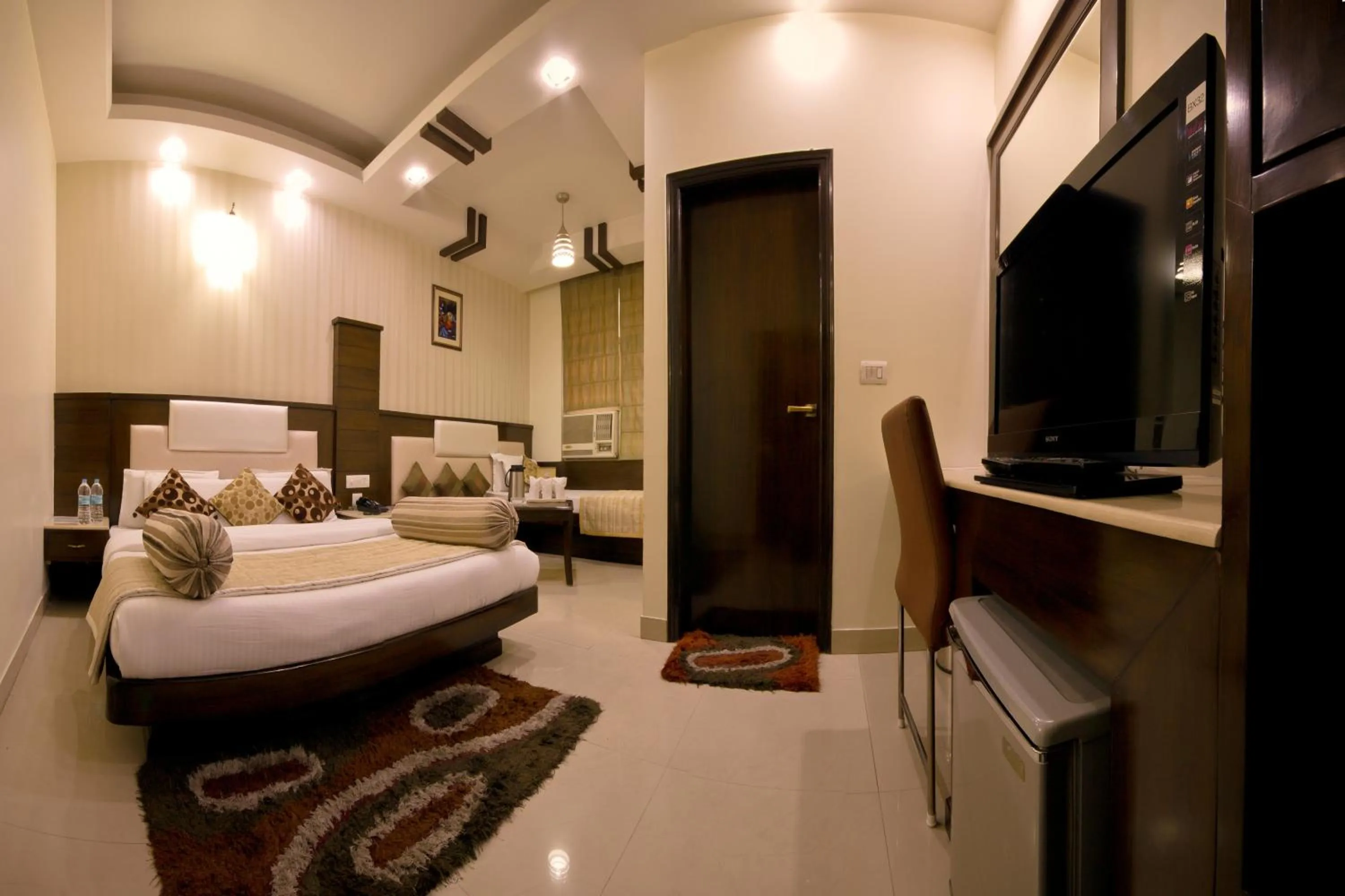 Bedroom, Bed in Hotel Aster Inn New Delhi