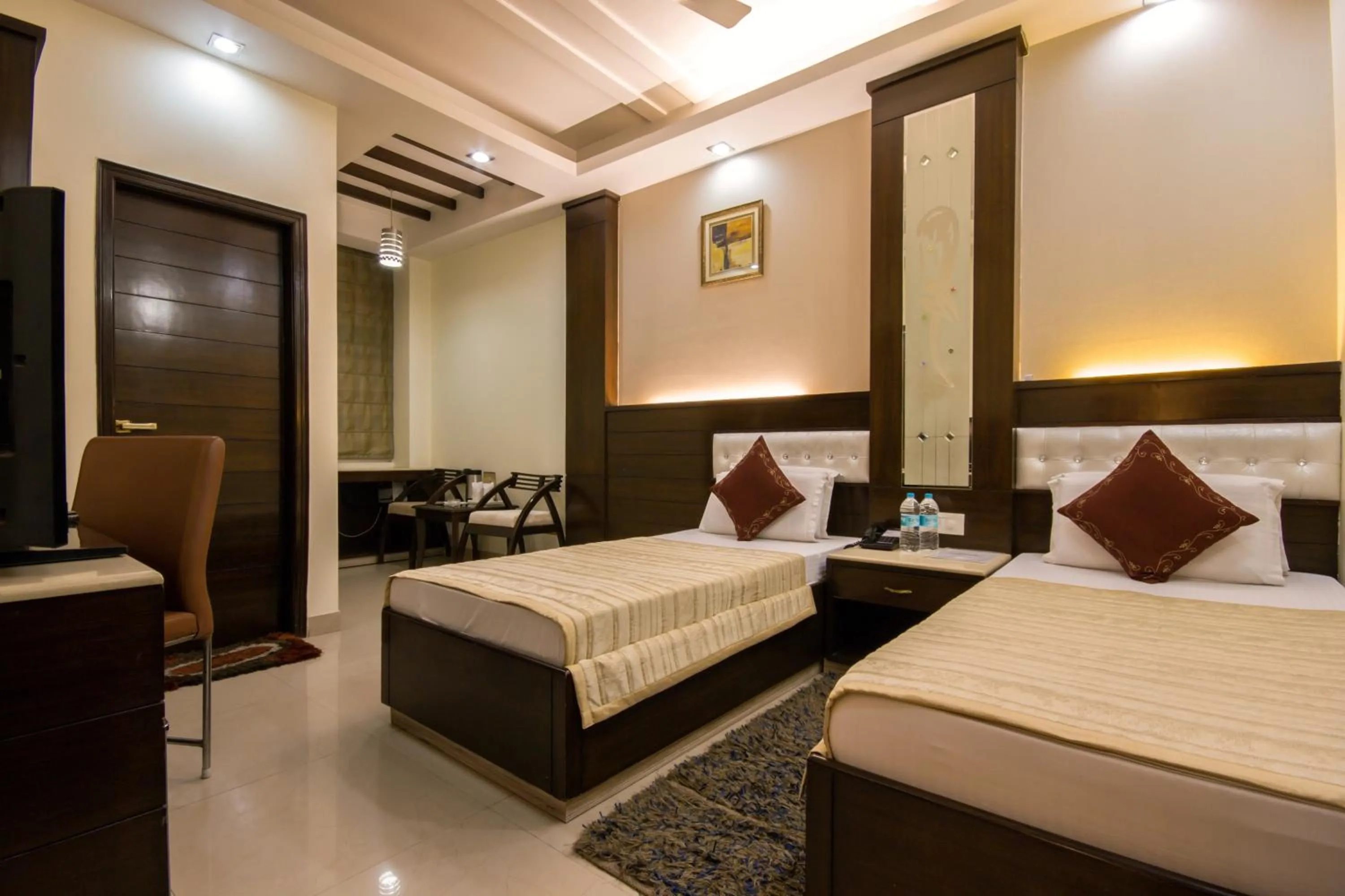 Bedroom, Bed in Hotel Aster Inn New Delhi
