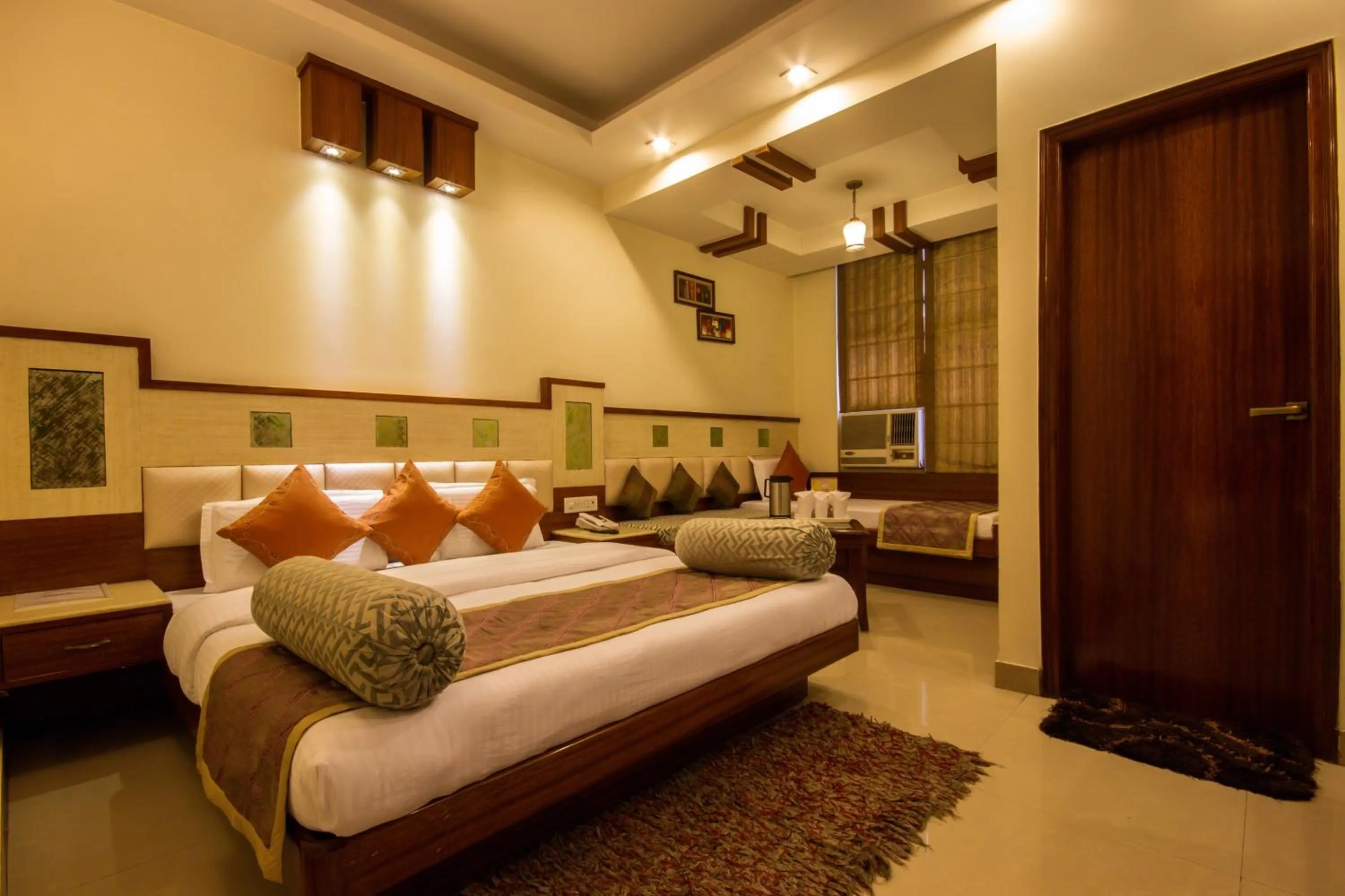 Bedroom, Bed in Hotel Aster Inn New Delhi