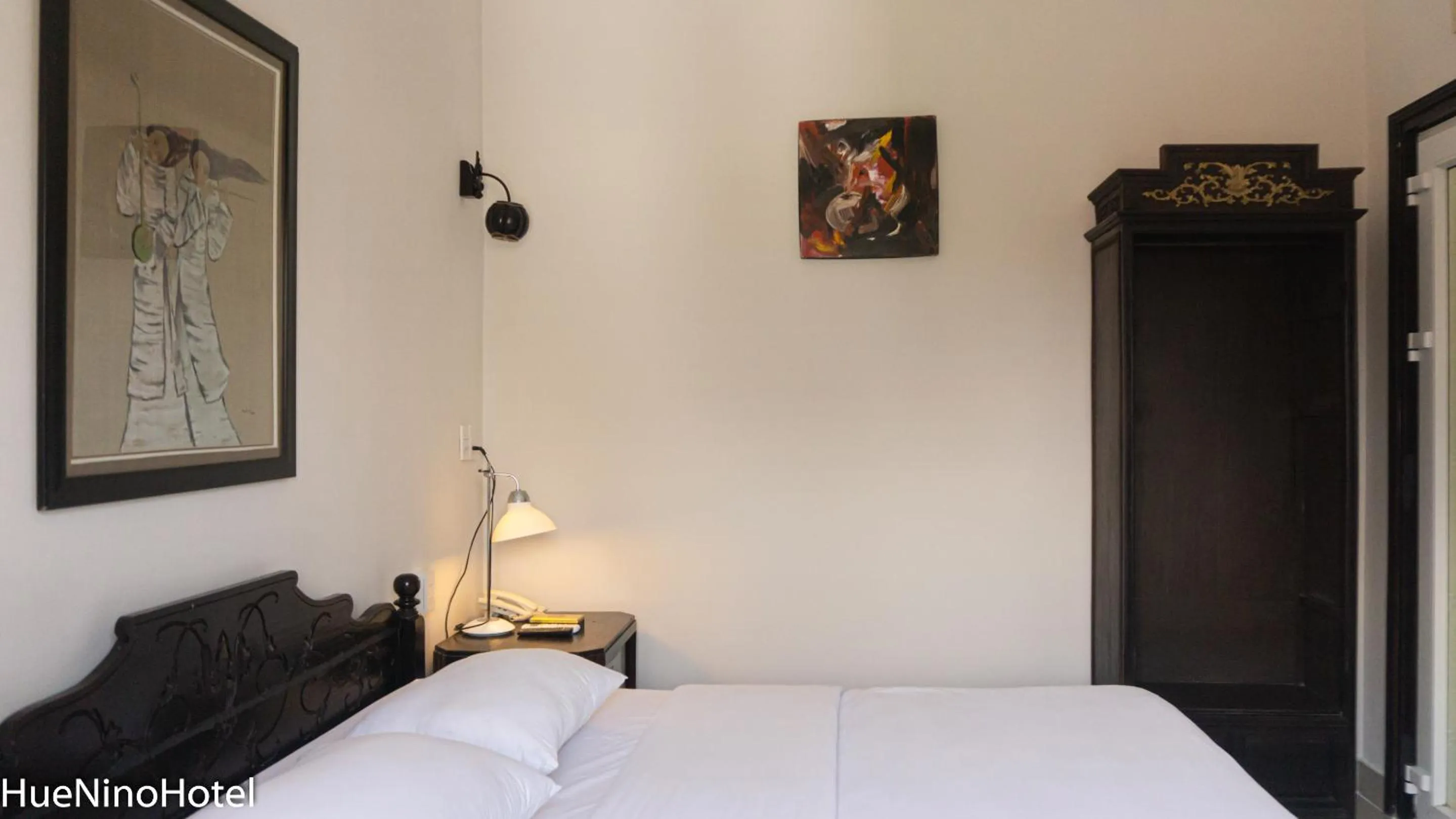 Bed in Hue Nino Hotel