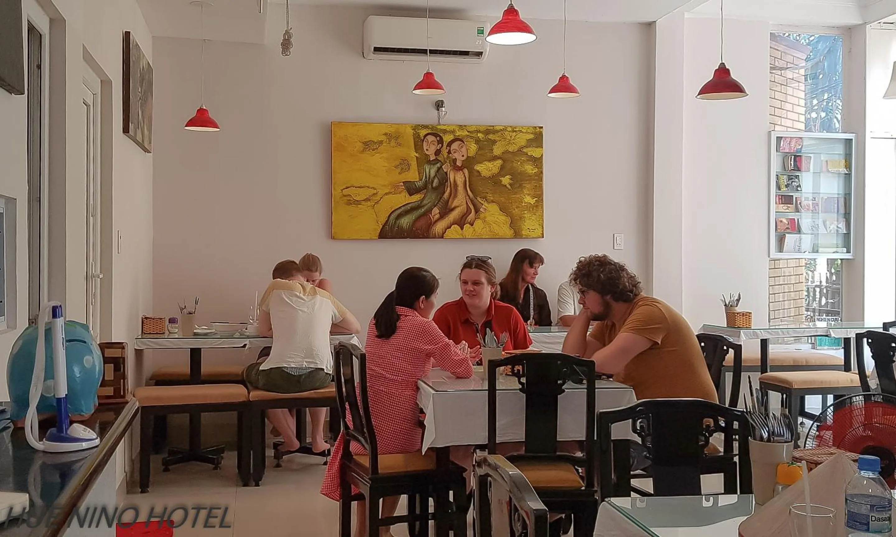 Restaurant/places to eat in Hue Nino Hotel