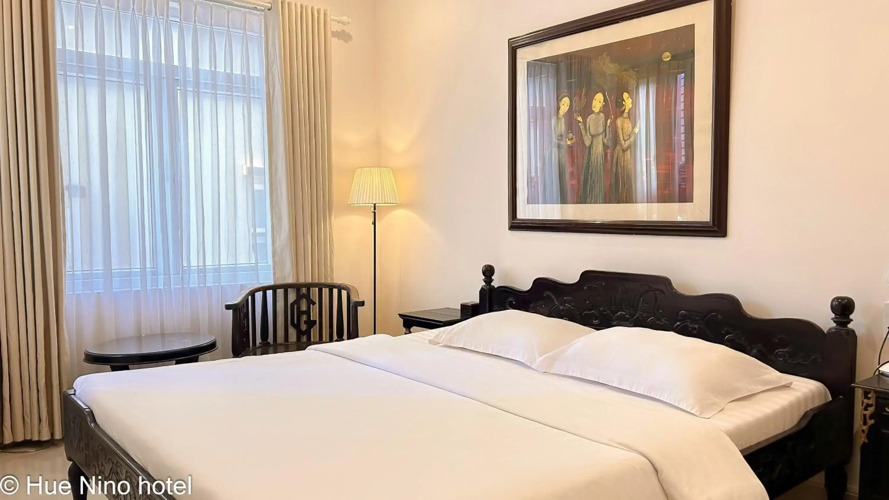 Deluxe Room in Hue Nino Hotel Deluxe Room in Hue Nino Hotel