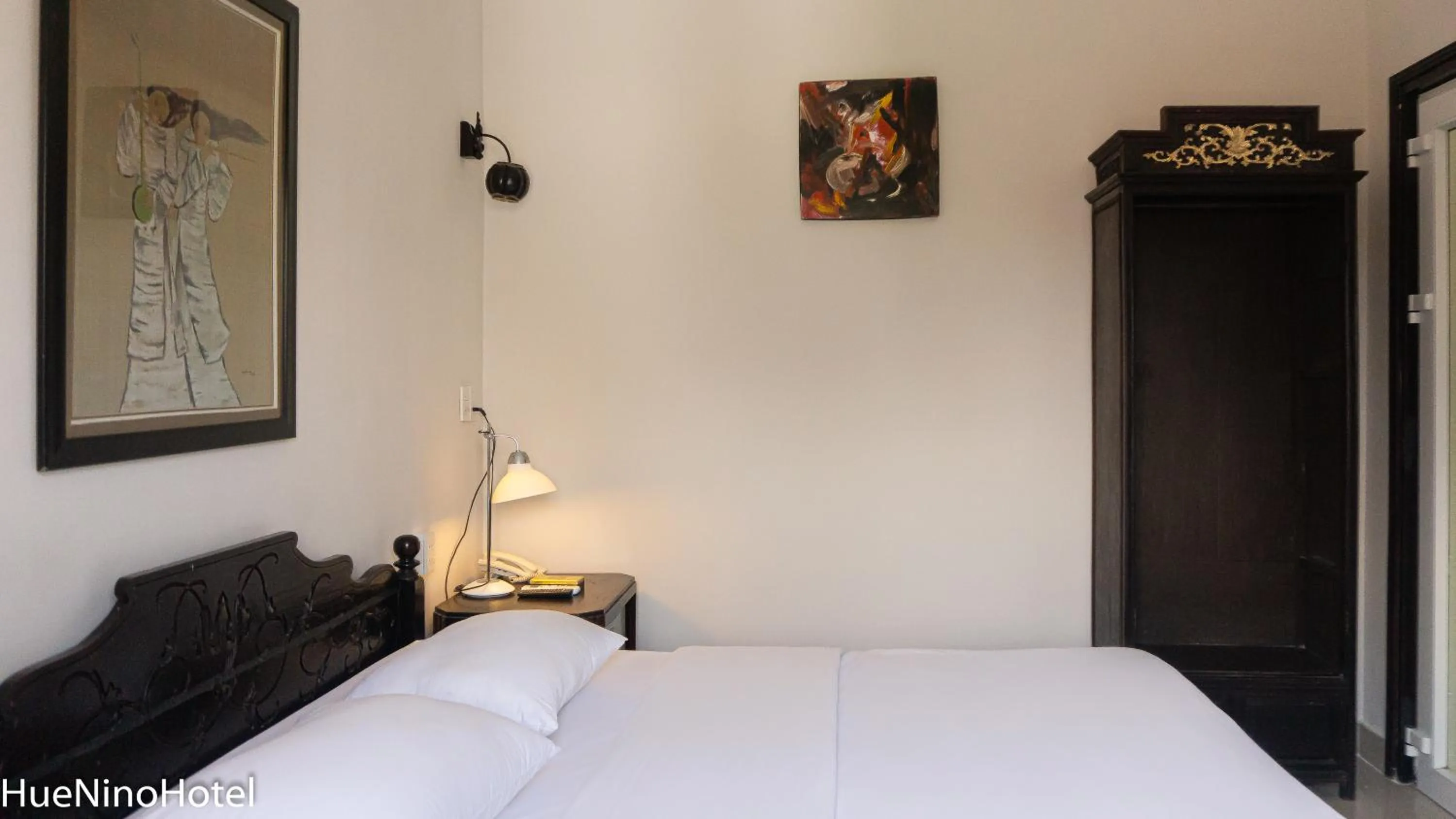 Bed in Hue Nino Hotel