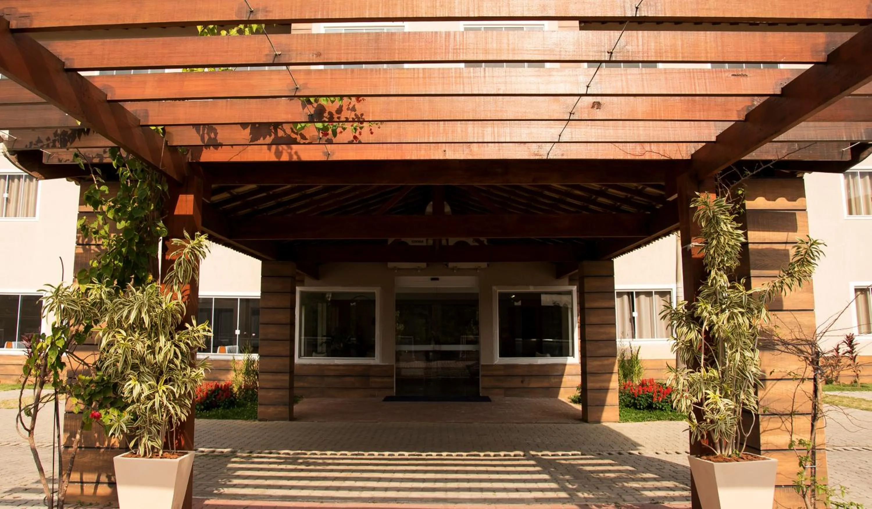 Facade/entrance in Paracambi Top Hotel