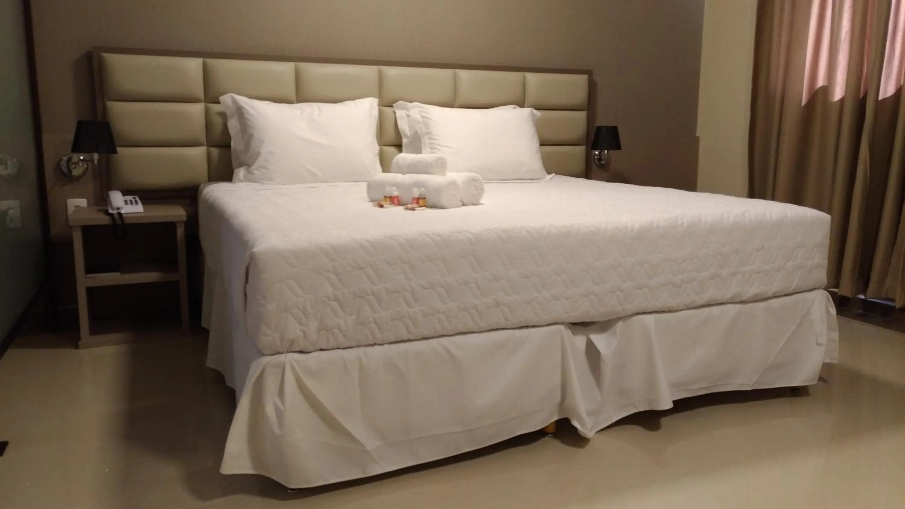 Bedroom, Bed in Paracambi Top Hotel