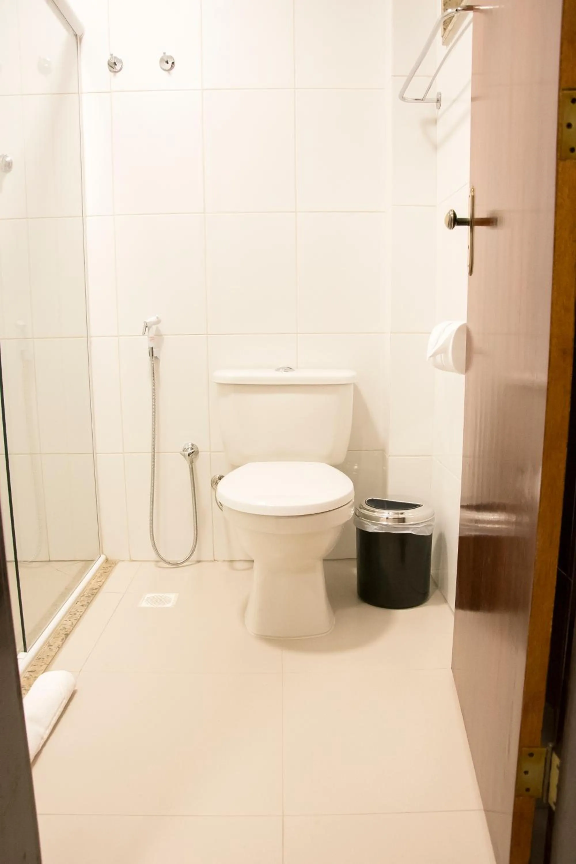 Bathroom in Paracambi Top Hotel