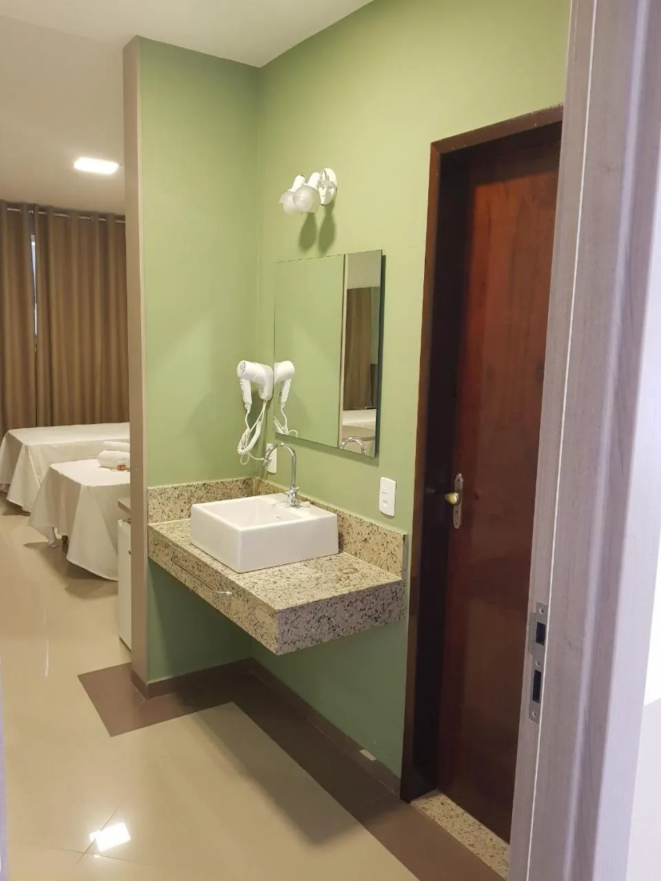 Bathroom in Paracambi Top Hotel