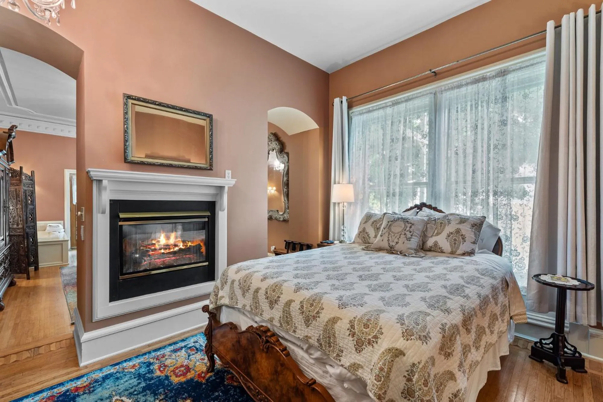 Bed in The Foxglove Inn