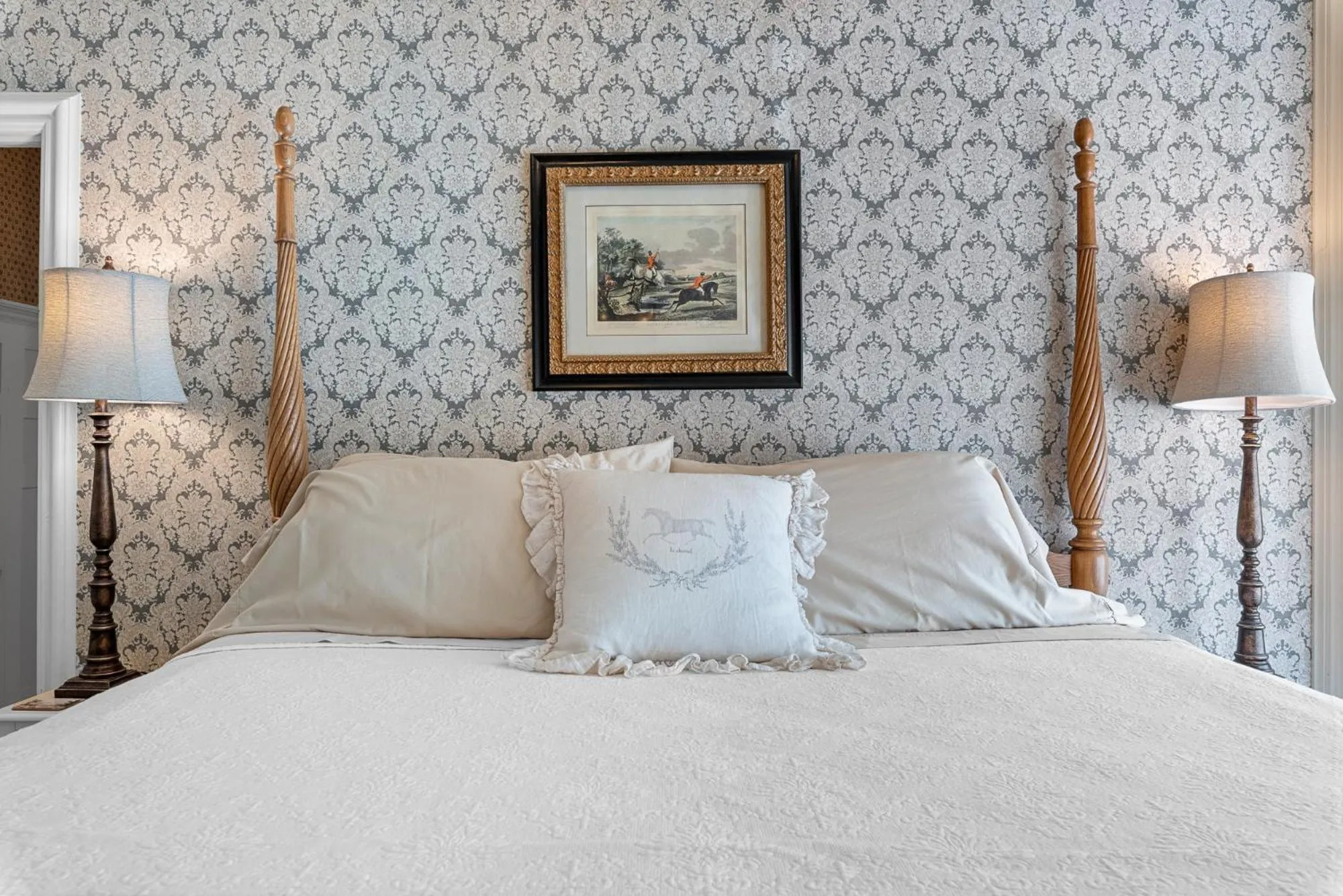 Bed in The Foxglove Inn