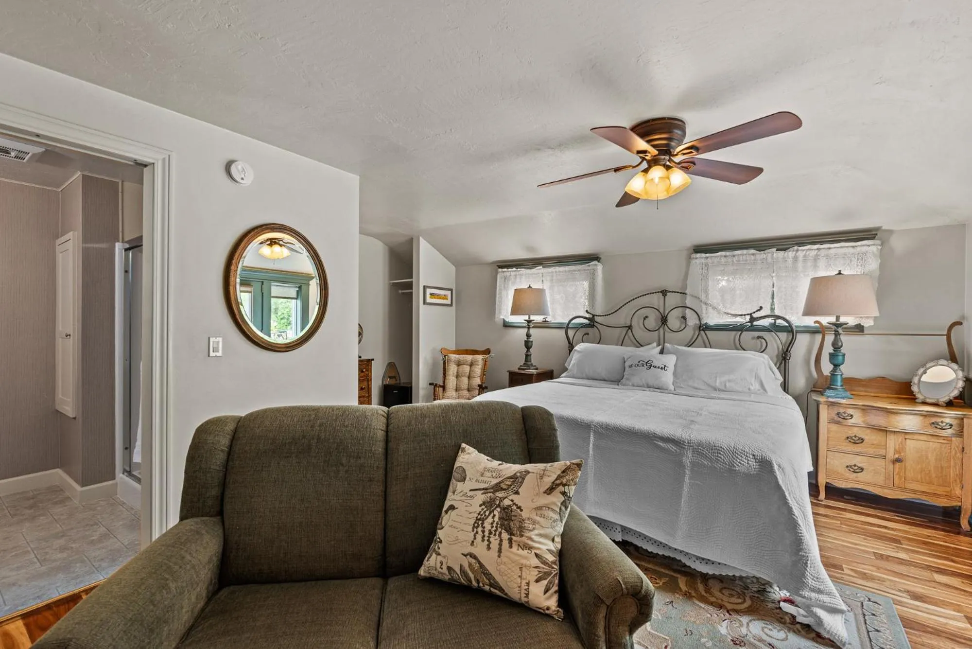 Bed in The Foxglove Inn